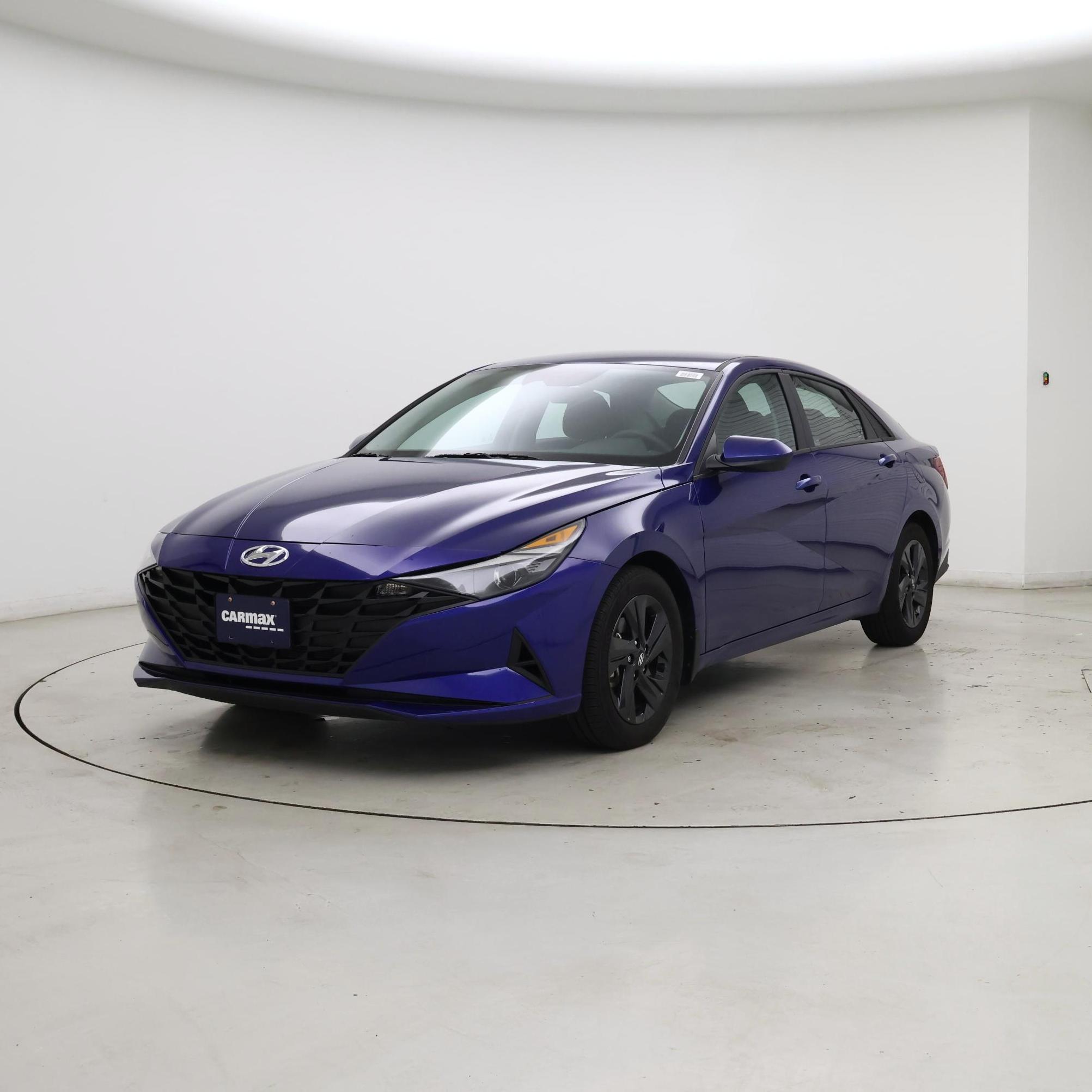 Thumbnail: 2022 Hyundai Elantra - 4