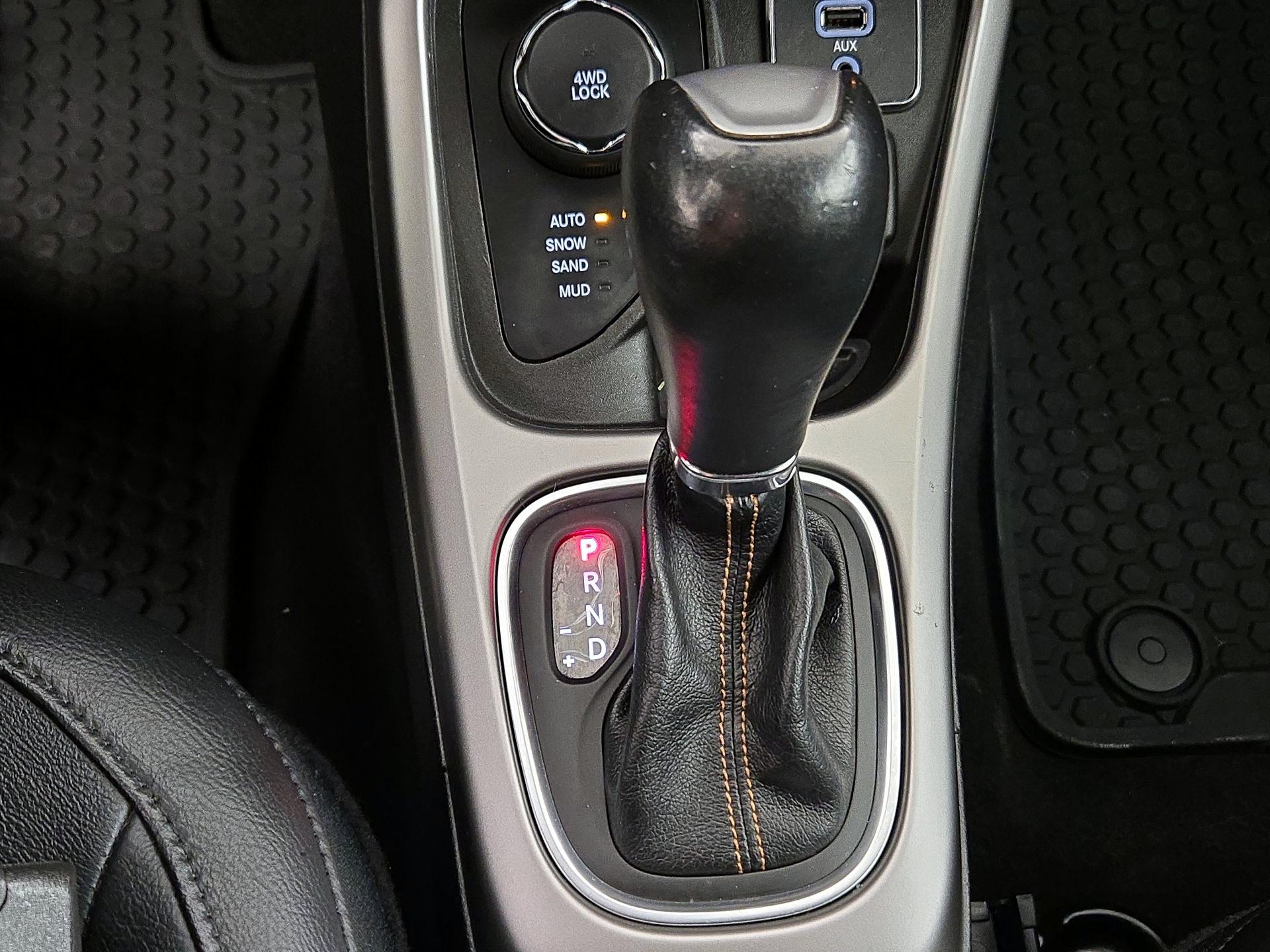 Thumbnail: 2017 Jeep Compass - 18