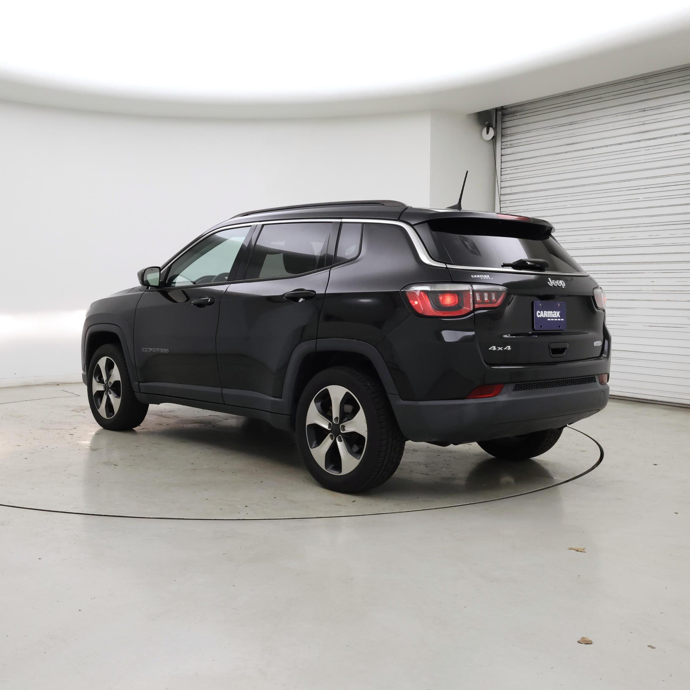 Thumbnail: 2017 Jeep Compass - 2