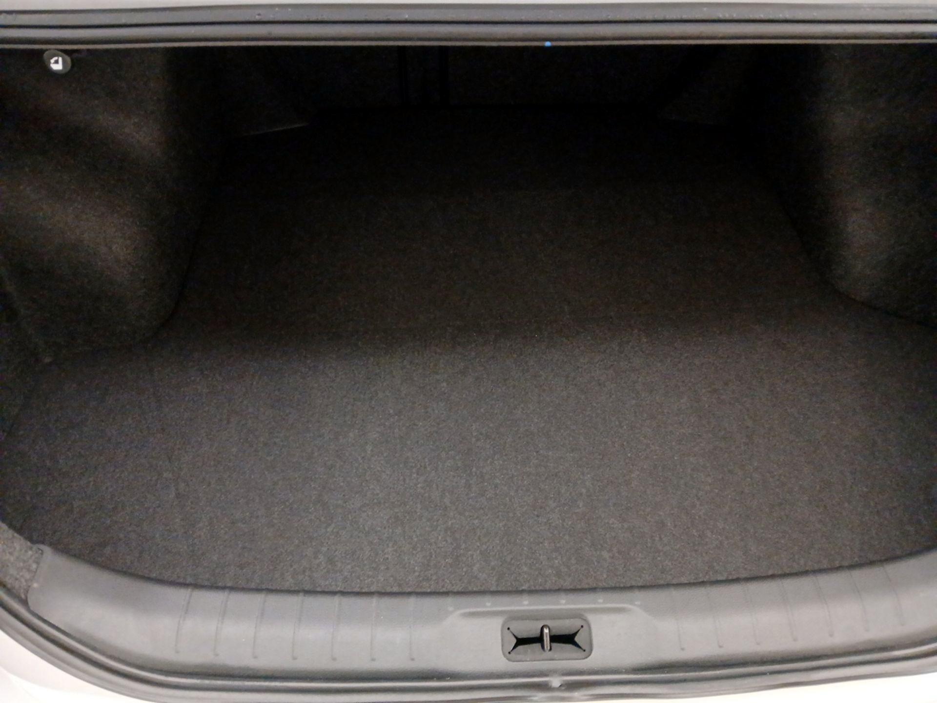 Thumbnail: 2020 Nissan Altima - 20