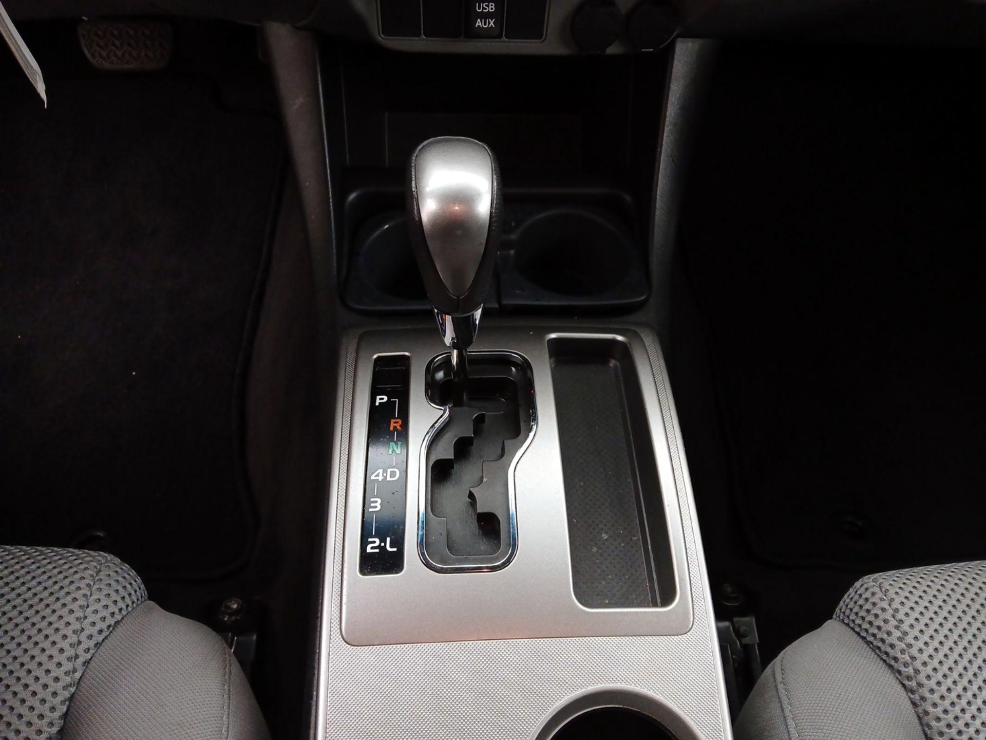 Thumbnail: 2015 Toyota Tacoma - 17