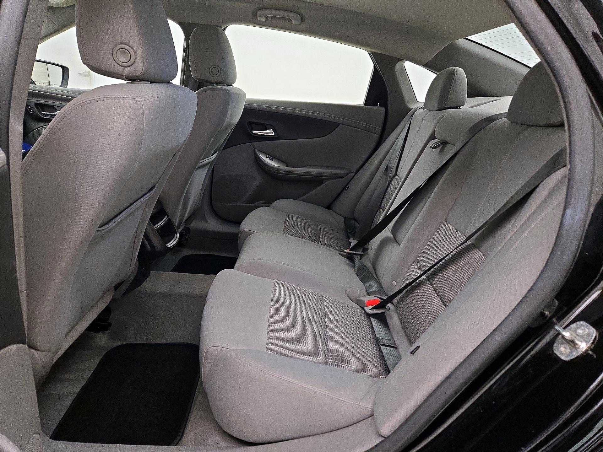 Thumbnail: 2017 Chevrolet Impala - 18