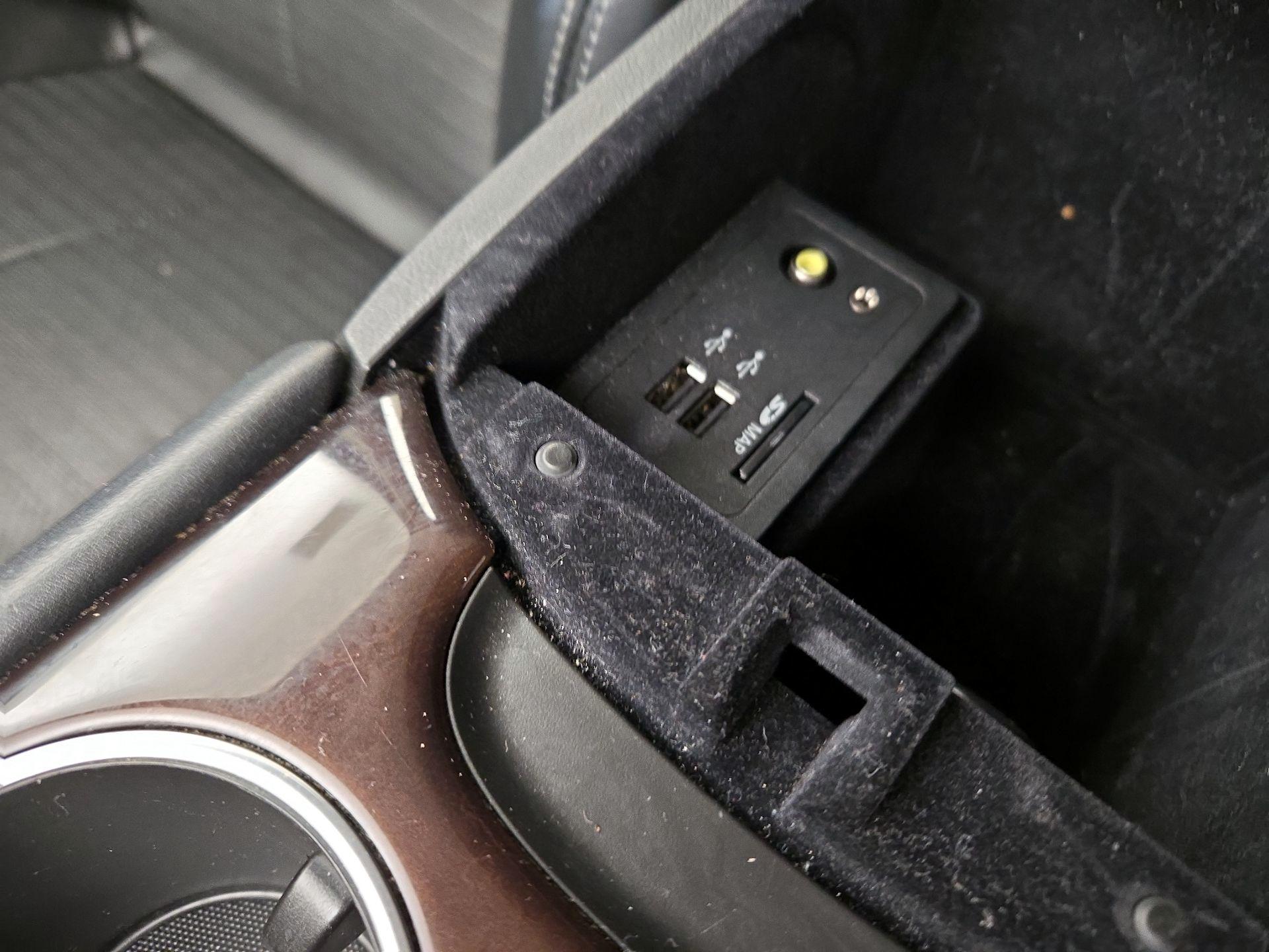 Thumbnail: 2016 INFINITI  - 19