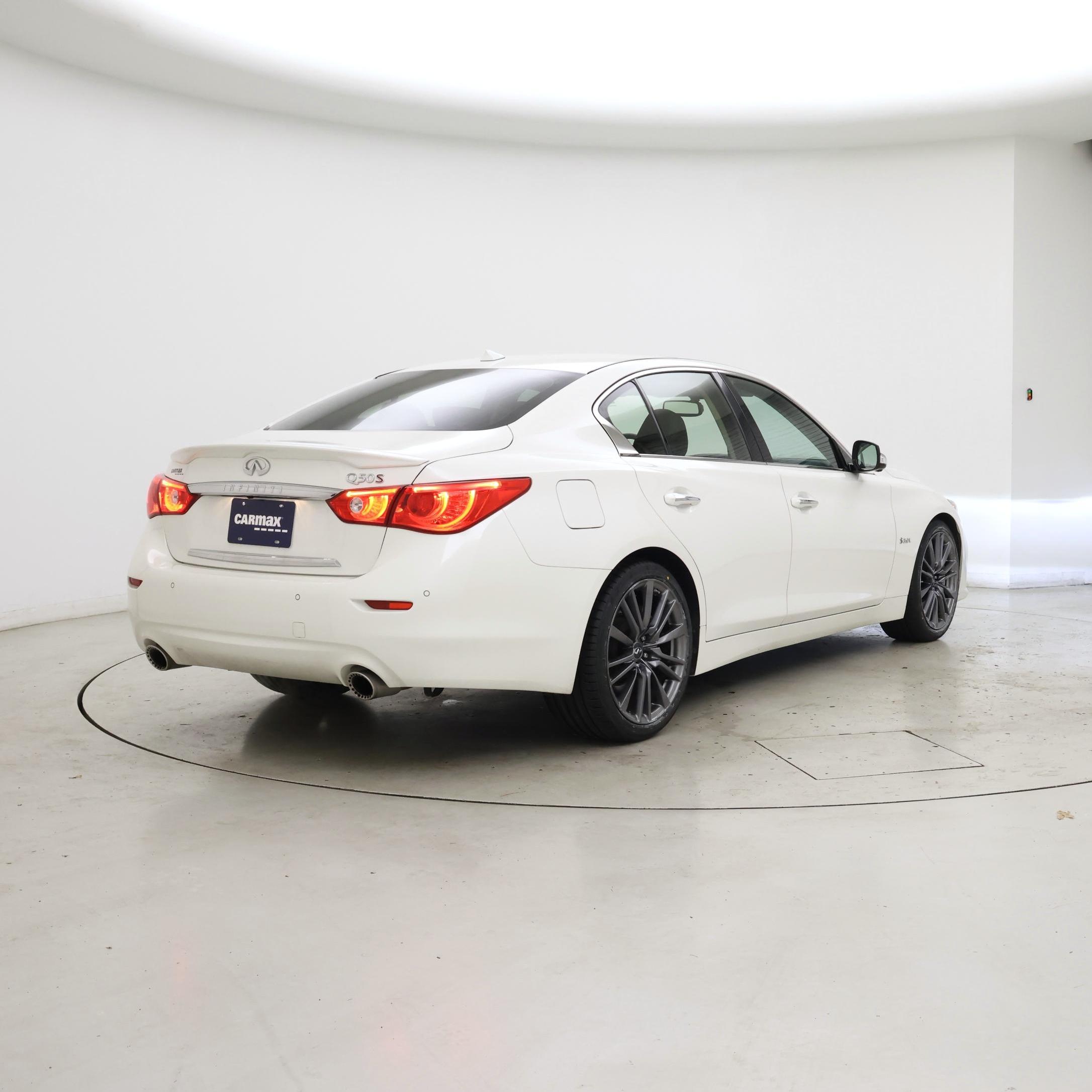 Thumbnail: 2016 INFINITI  - 8