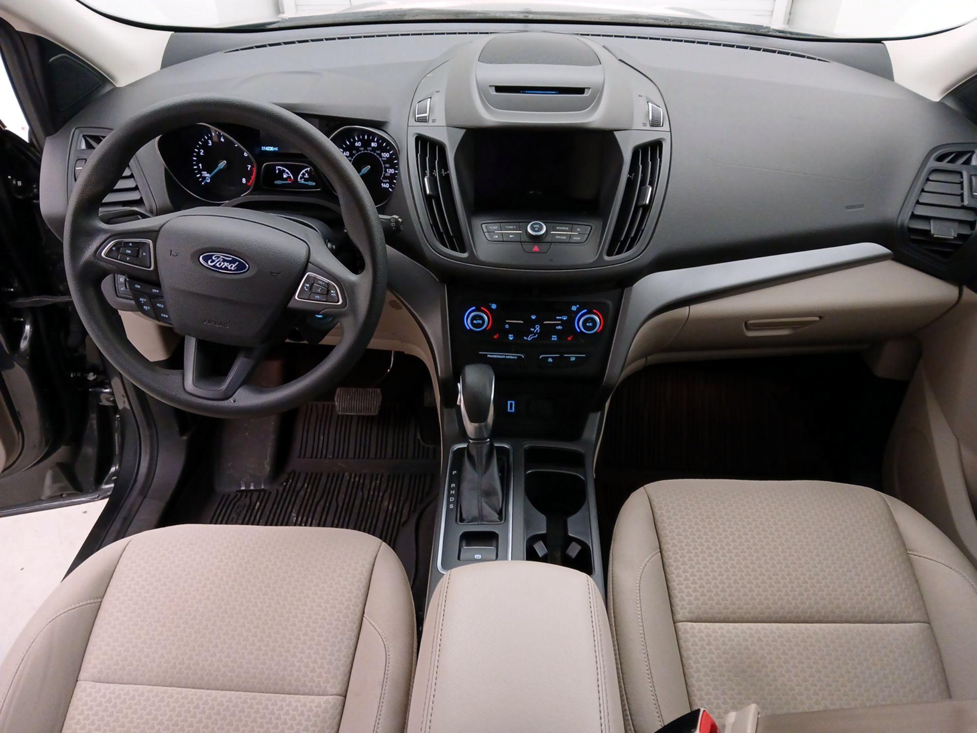 Thumbnail: 2018 Ford Escape - 9