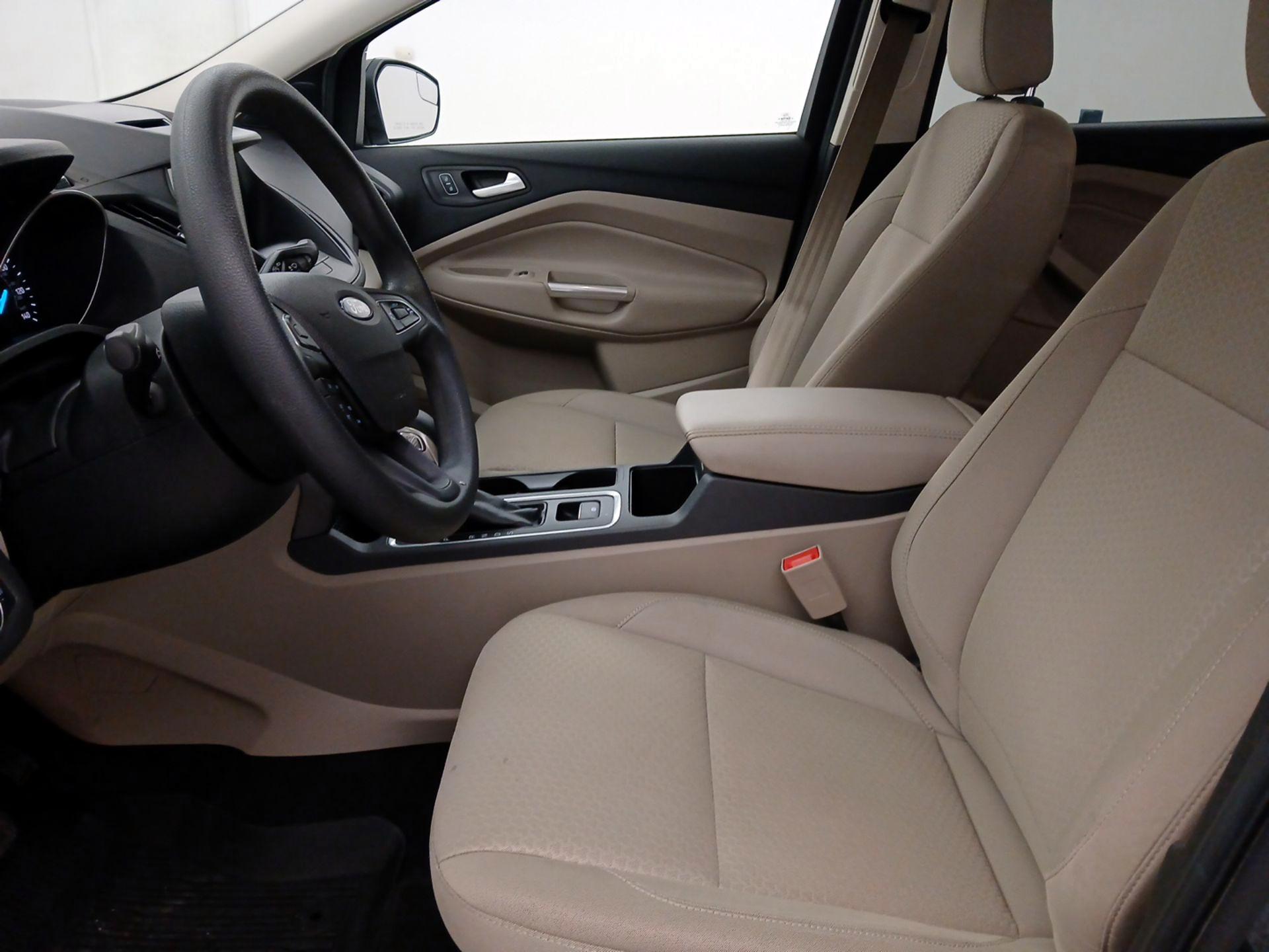 Thumbnail: 2018 Ford Escape - 11