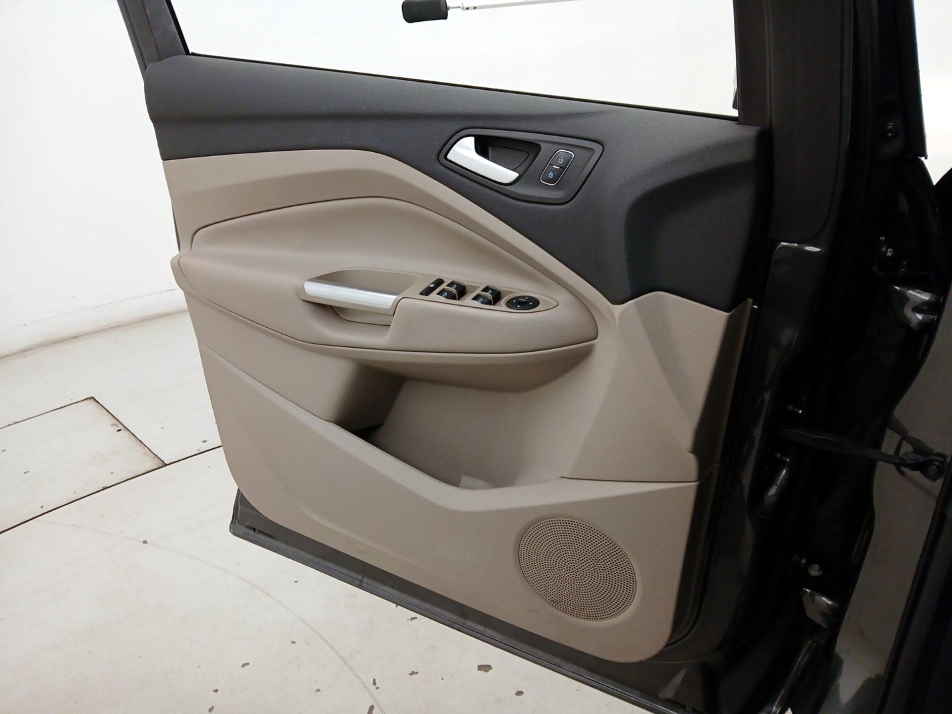 Thumbnail: 2018 Ford Escape - 12