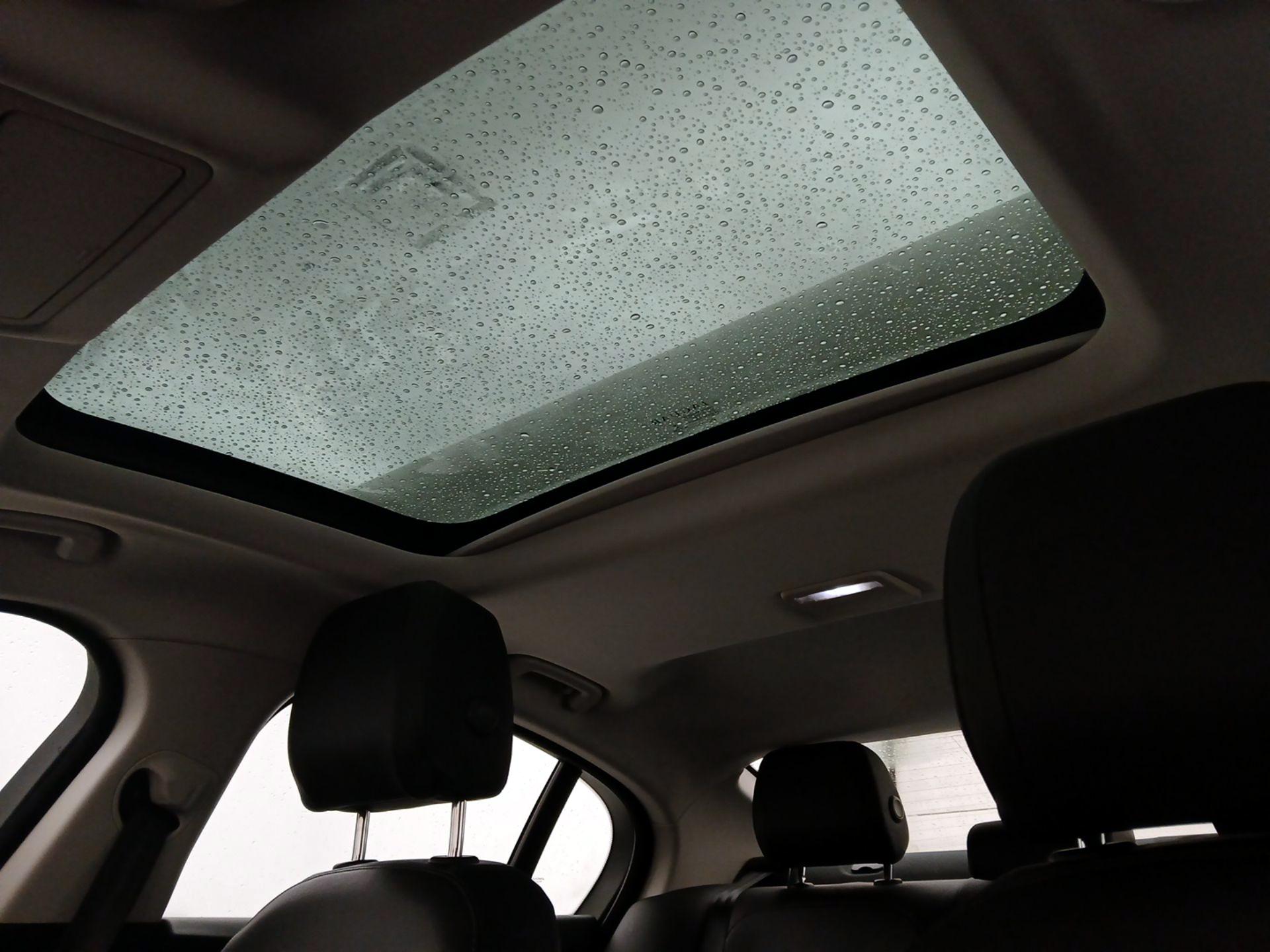 Thumbnail: 2018 Jaguar XE - 20