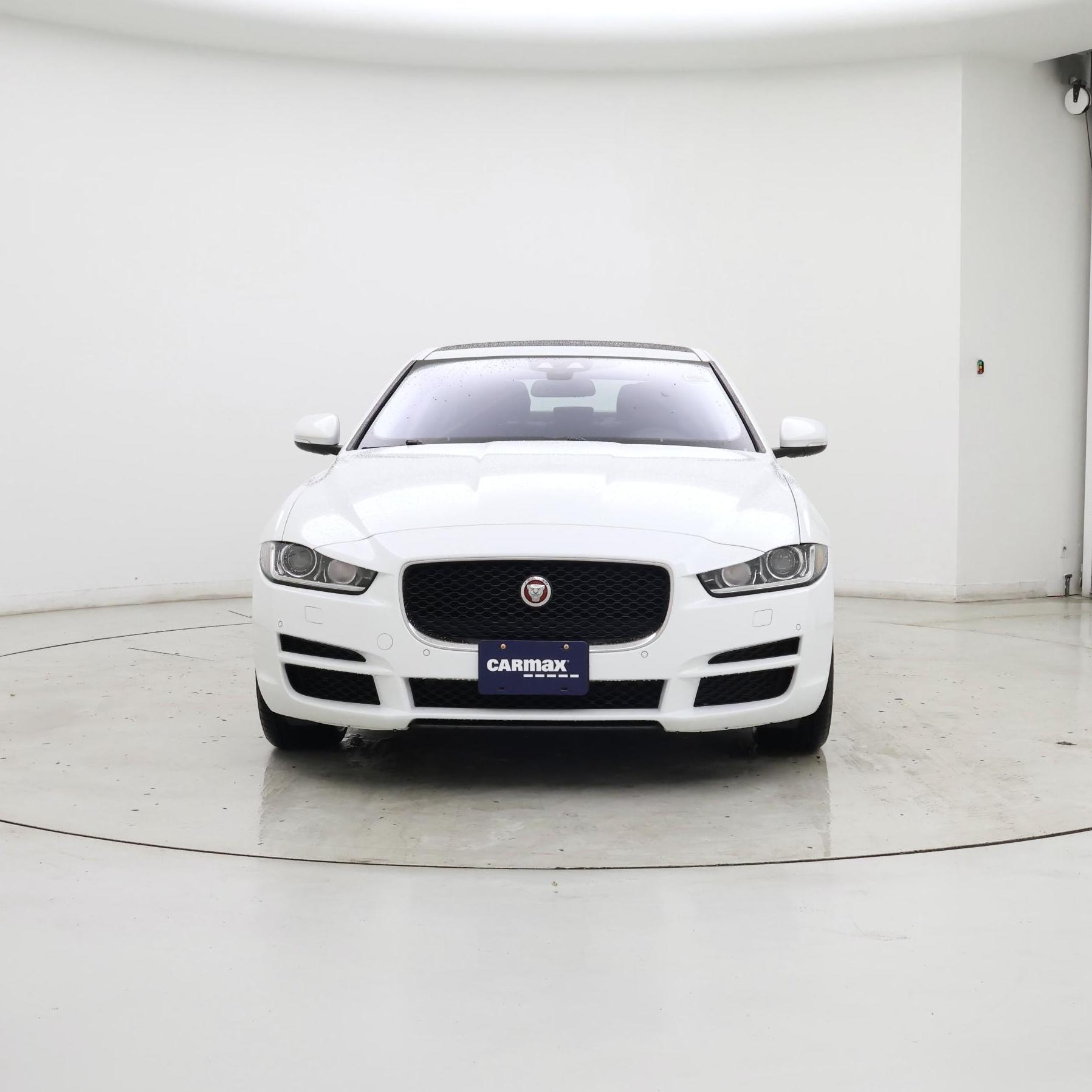 Thumbnail: 2018 Jaguar XE - 5