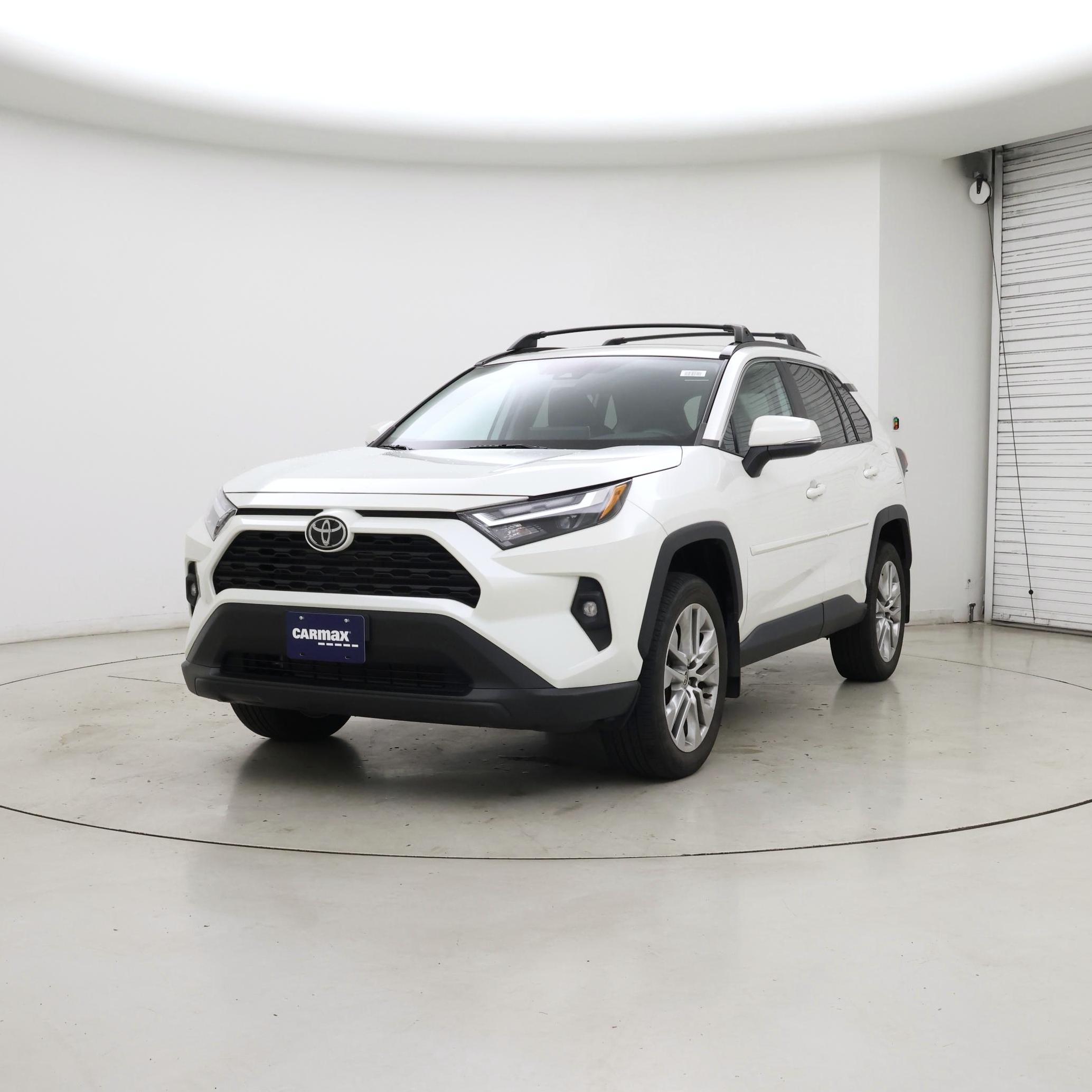 Thumbnail: 2022 Toyota RAV4 - 4