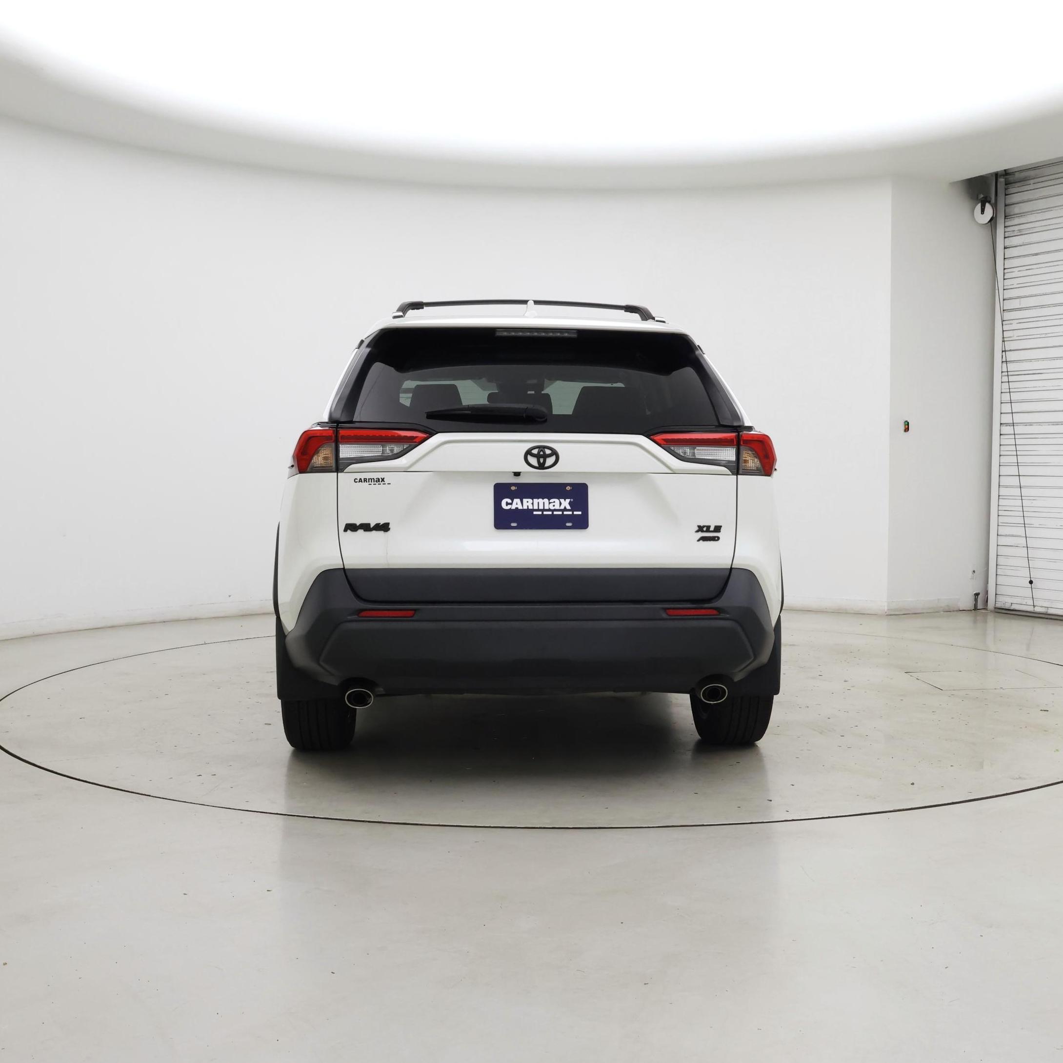 Thumbnail: 2022 Toyota RAV4 - 6