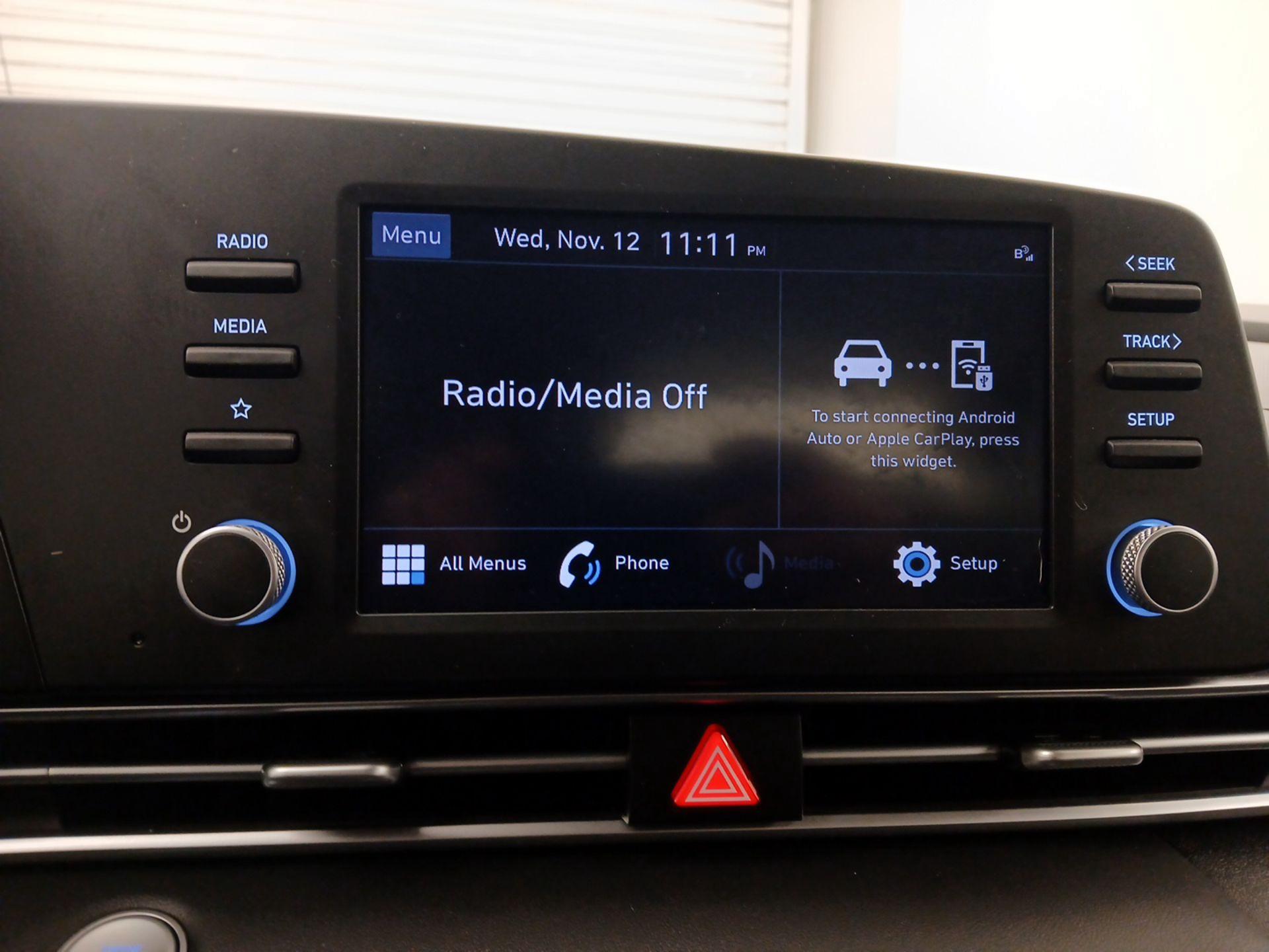 Thumbnail: 2023 Hyundai Elantra - 15