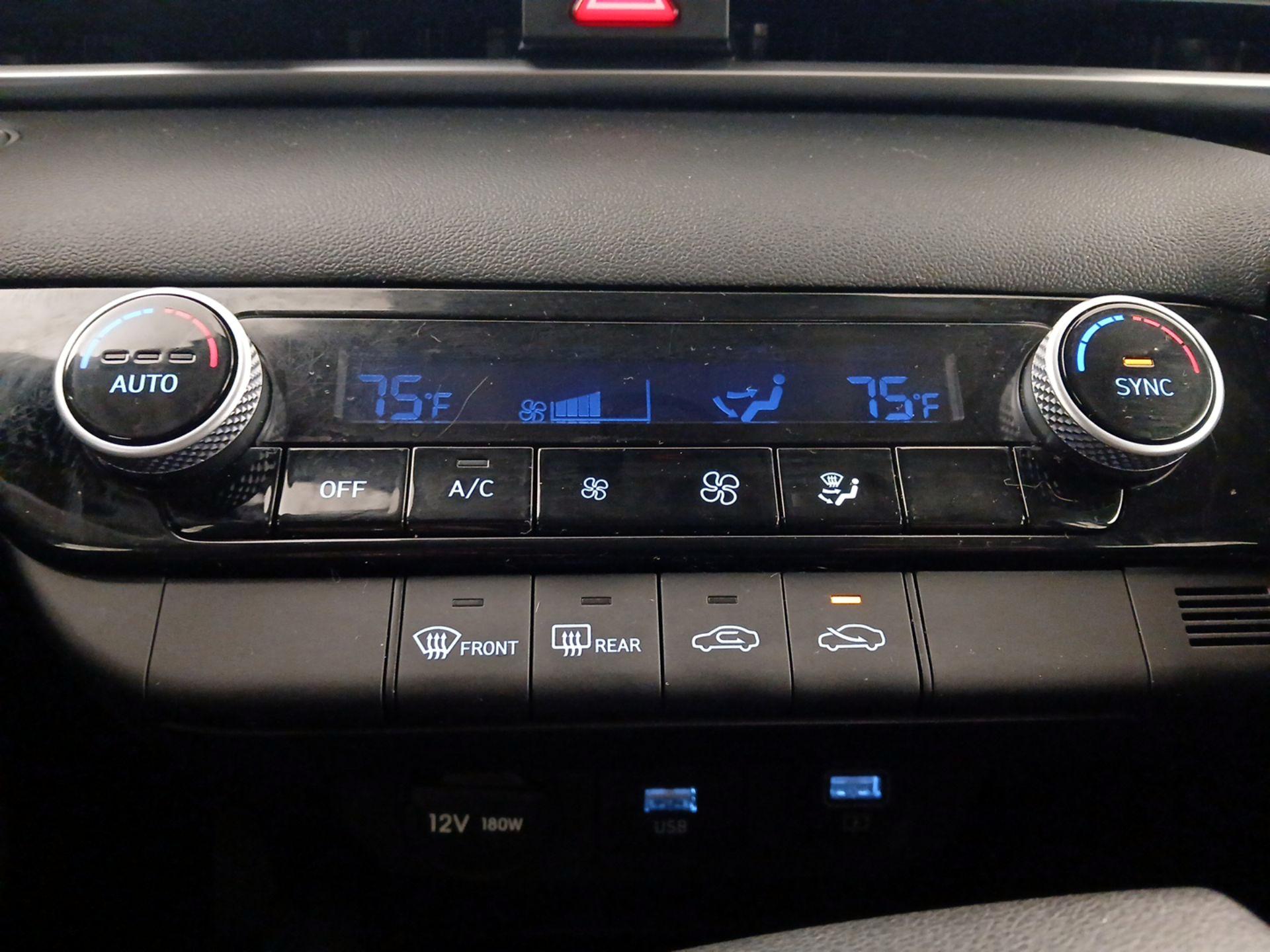 Thumbnail: 2023 Hyundai Elantra - 16