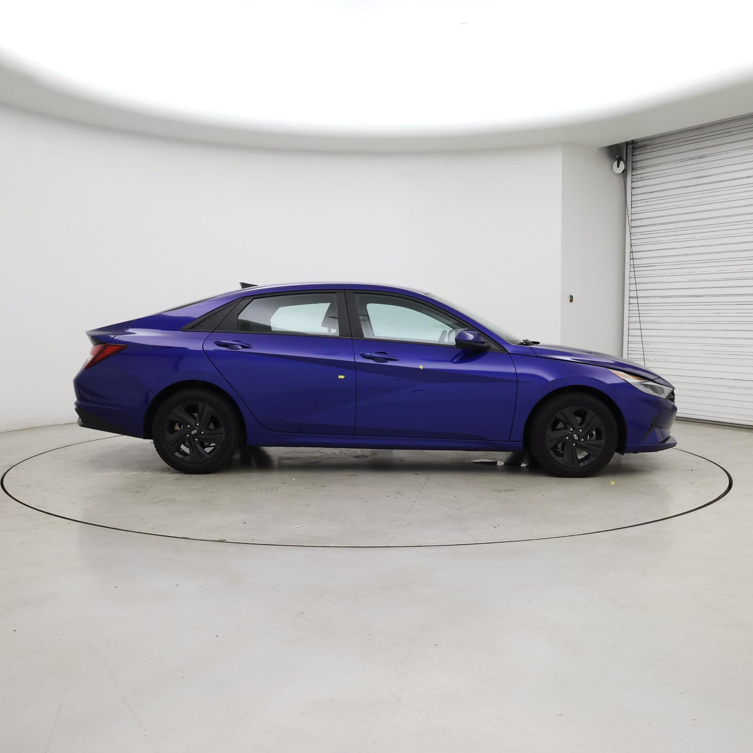 Thumbnail: 2023 Hyundai Elantra - 7