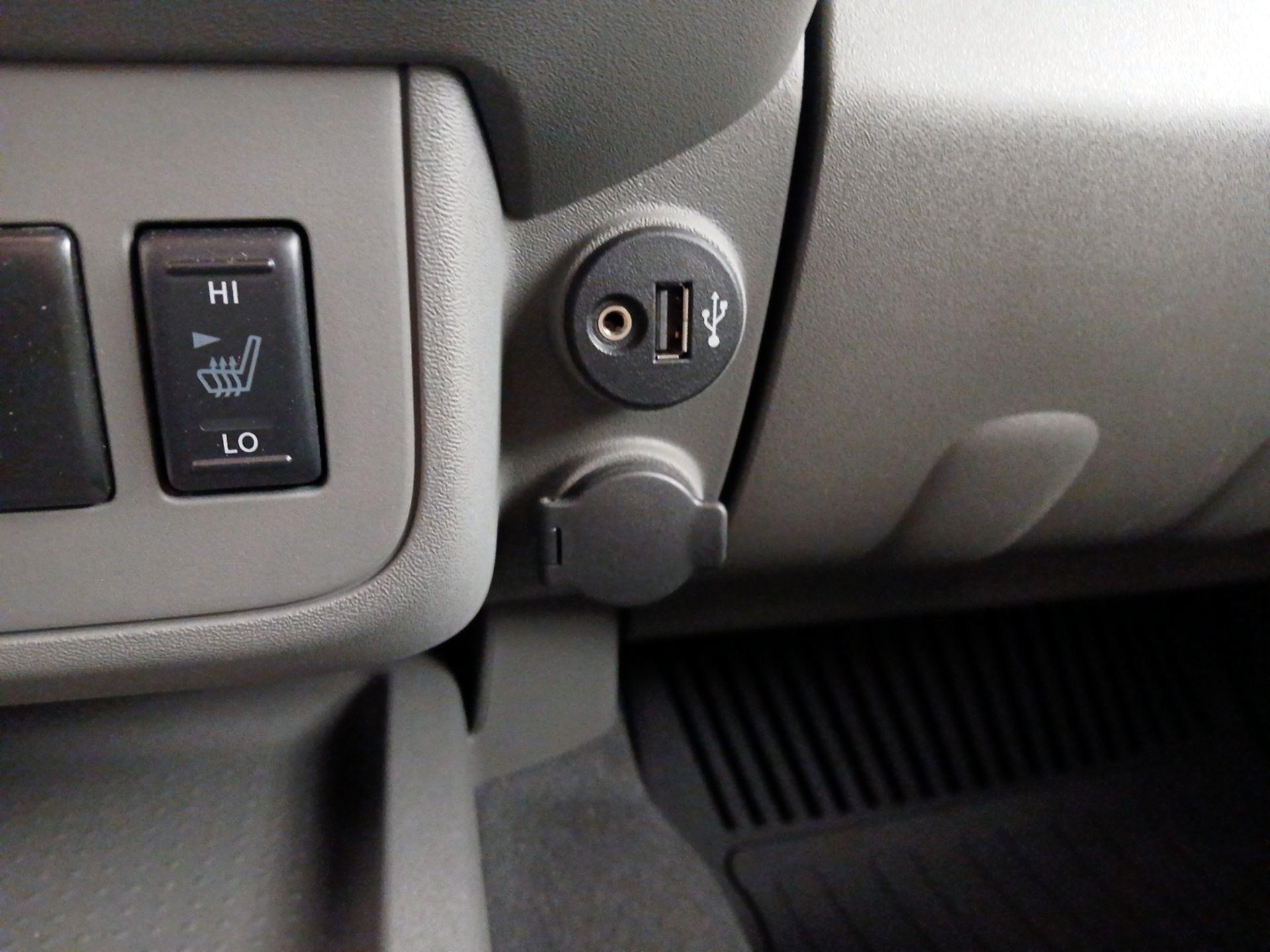 Thumbnail: 2020 Nissan Frontier - 18