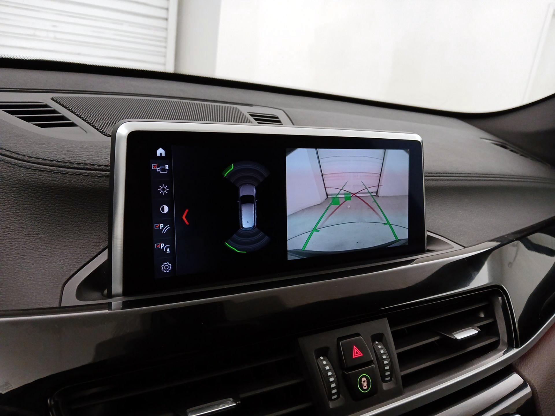 Thumbnail: 2021 BMW X1 - 15