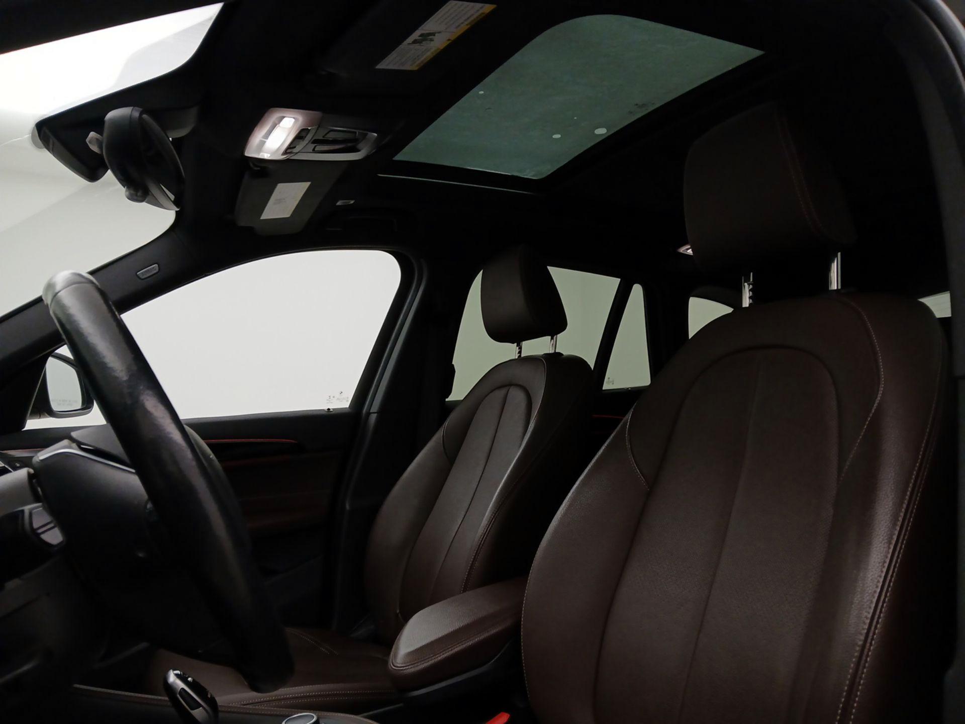 Thumbnail: 2021 BMW X1 - 20