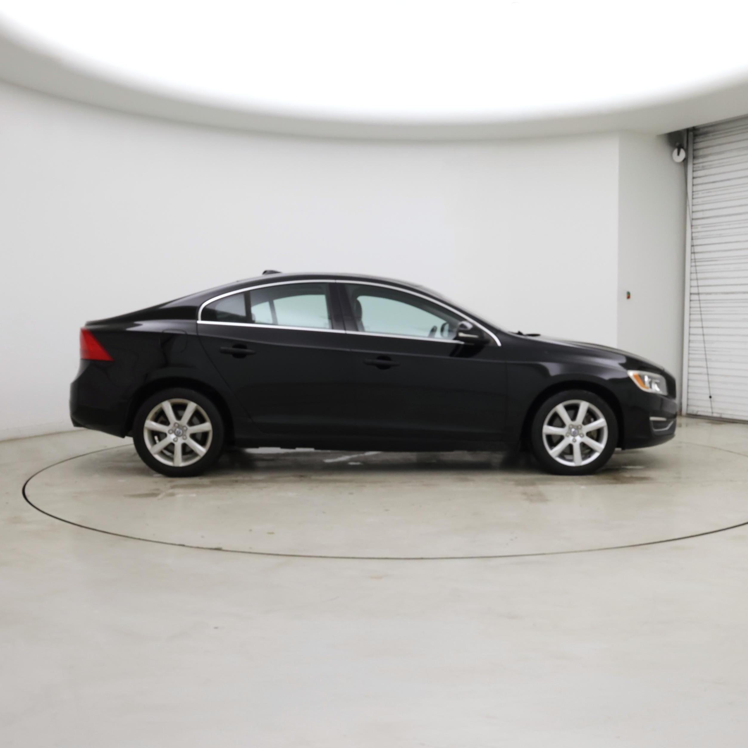 Thumbnail: 2016 Volvo S60 - 7