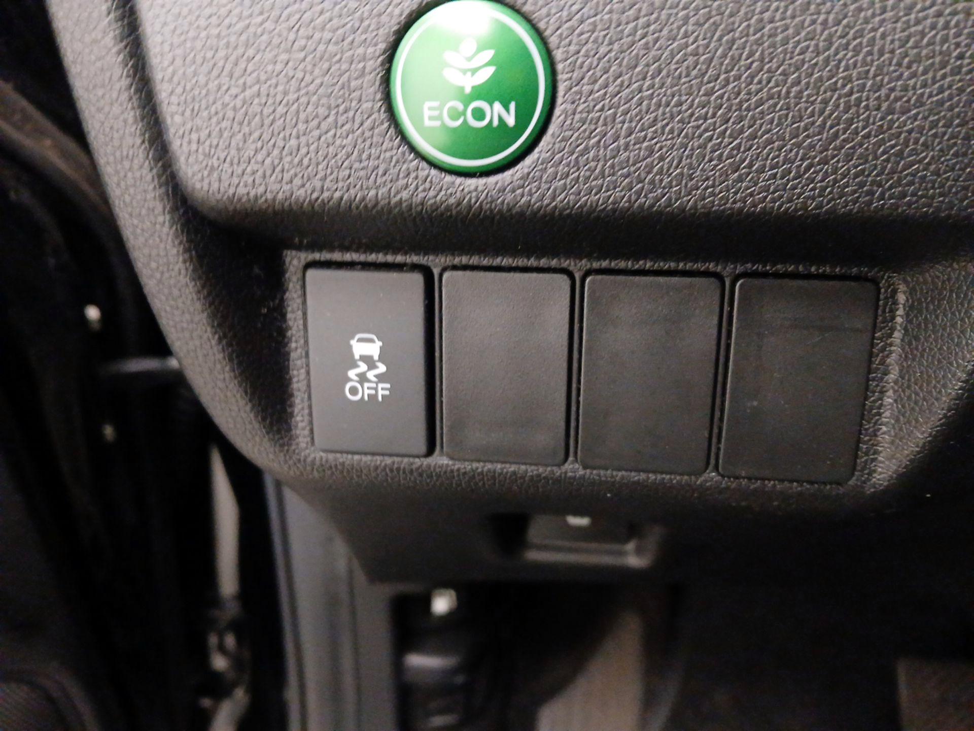 Thumbnail: 2016 Honda Fit - 13