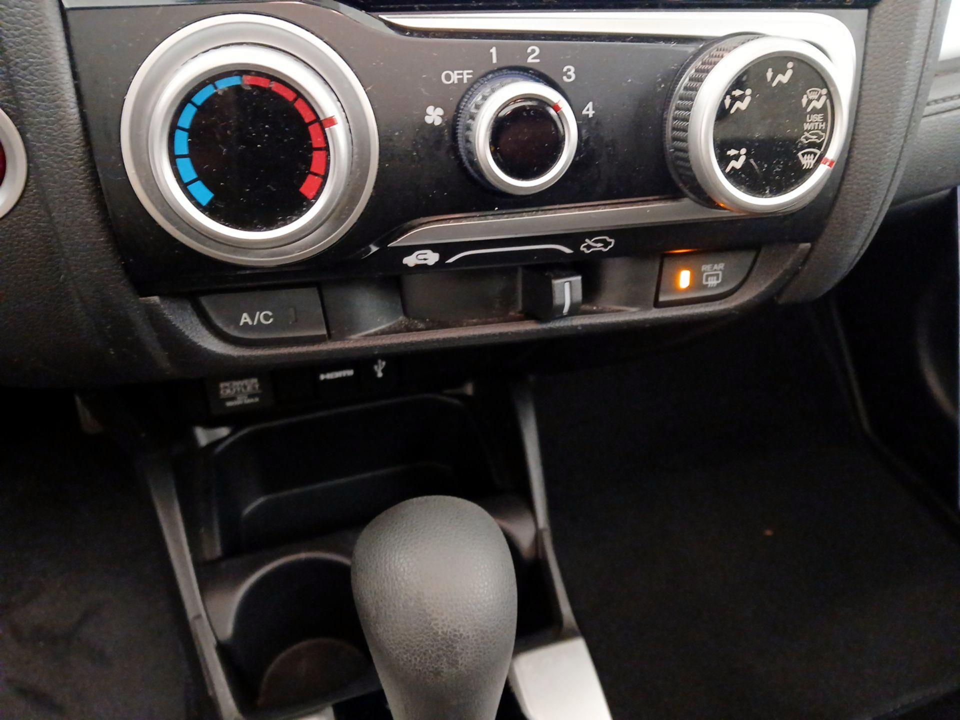 Thumbnail: 2016 Honda Fit - 16