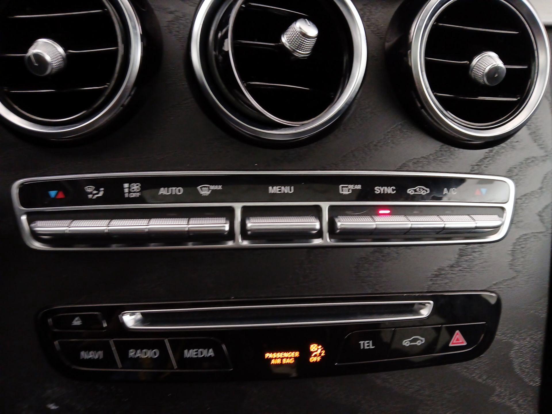 Thumbnail: 2019 Mercedes-Benz GLC - 17