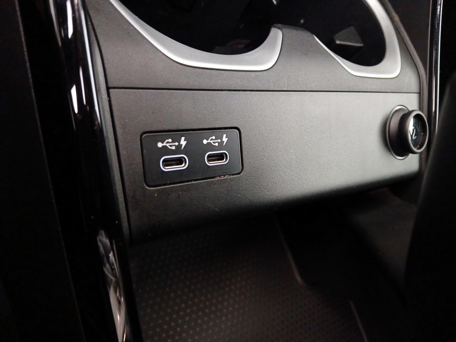 Thumbnail: 2024 BMW X1 - 18