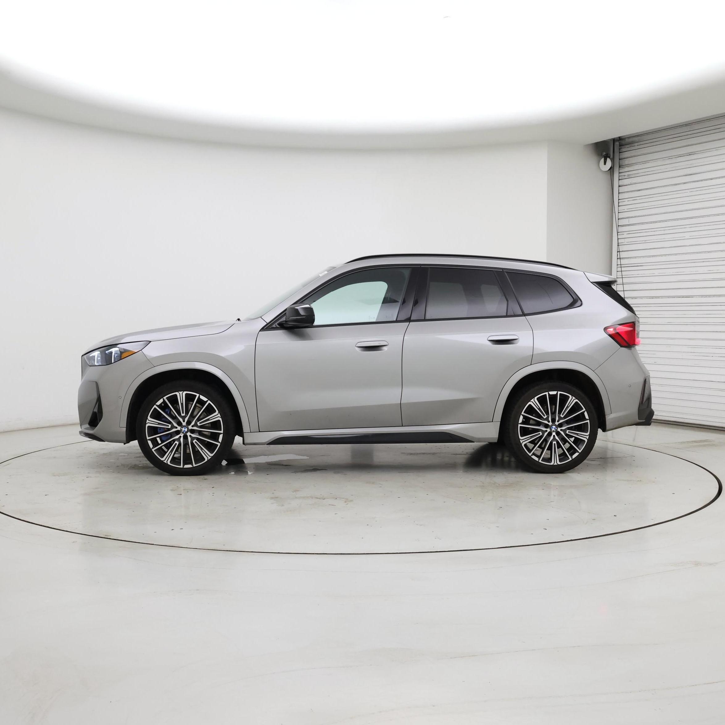 Thumbnail: 2024 BMW X1 - 3