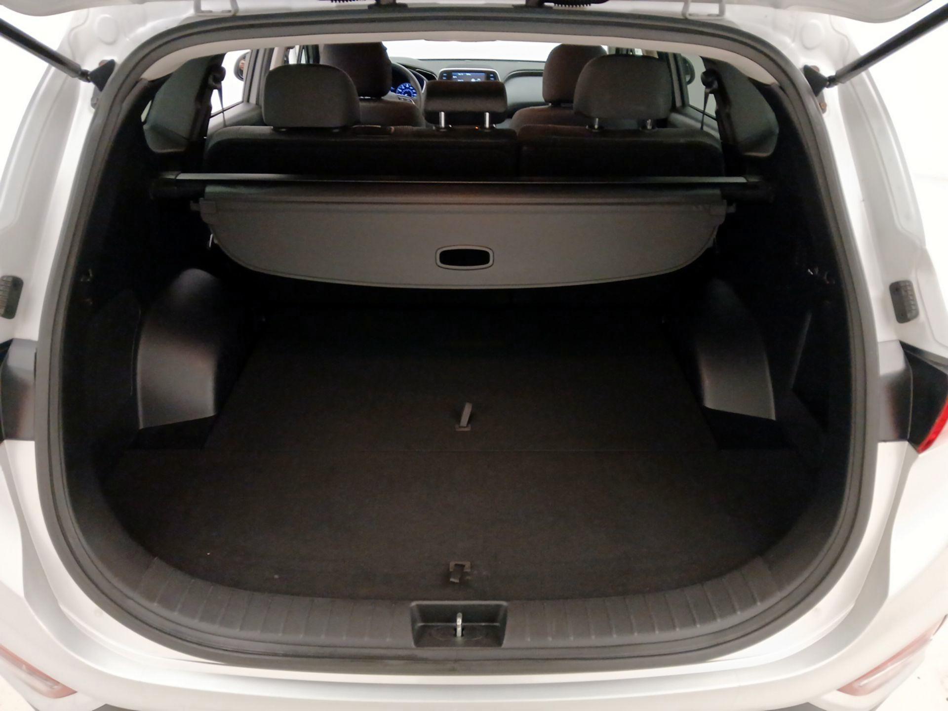 Thumbnail: 2019 Hyundai Santa Fe - 20