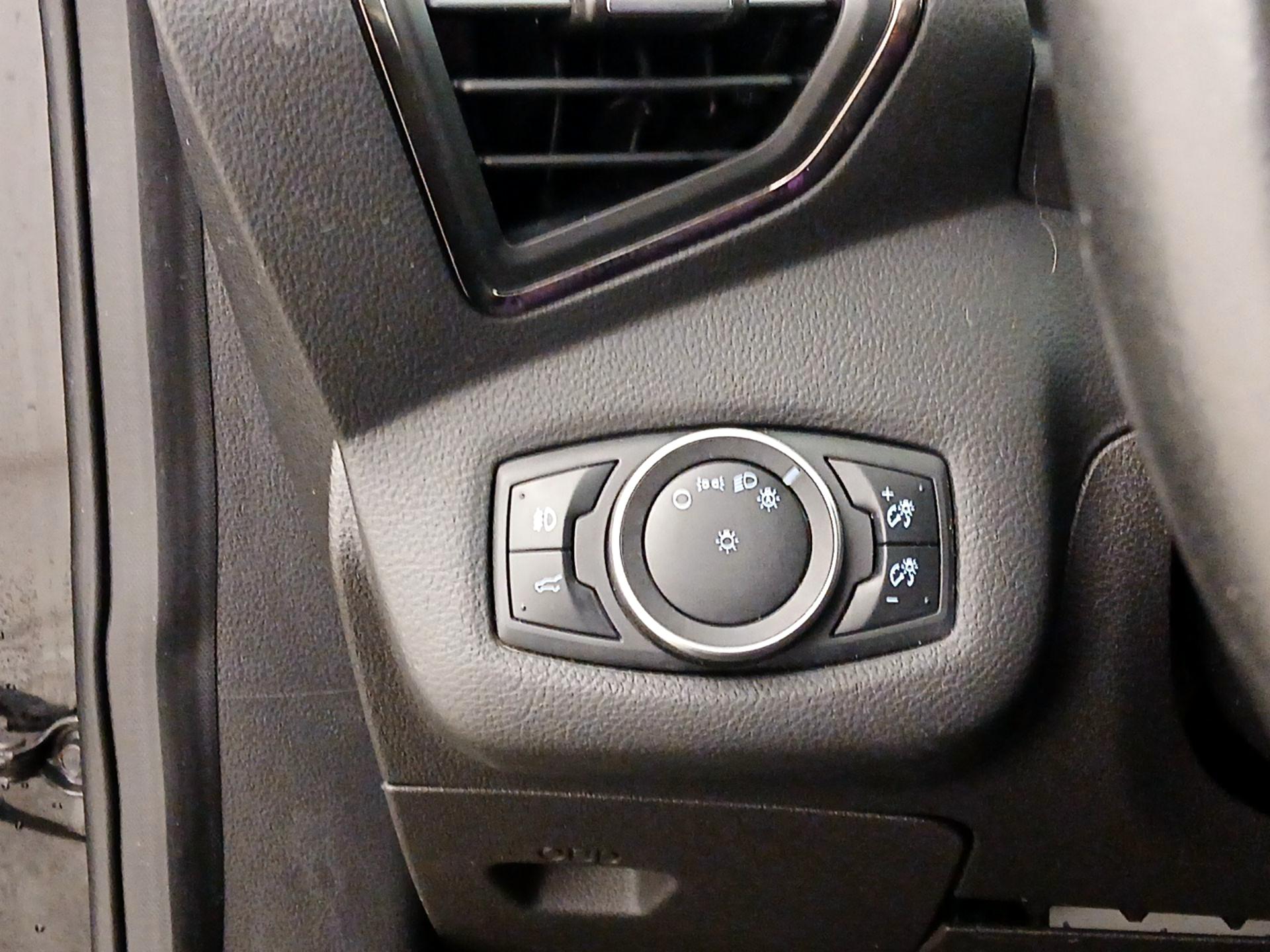 Thumbnail: 2017 Ford Escape - 13