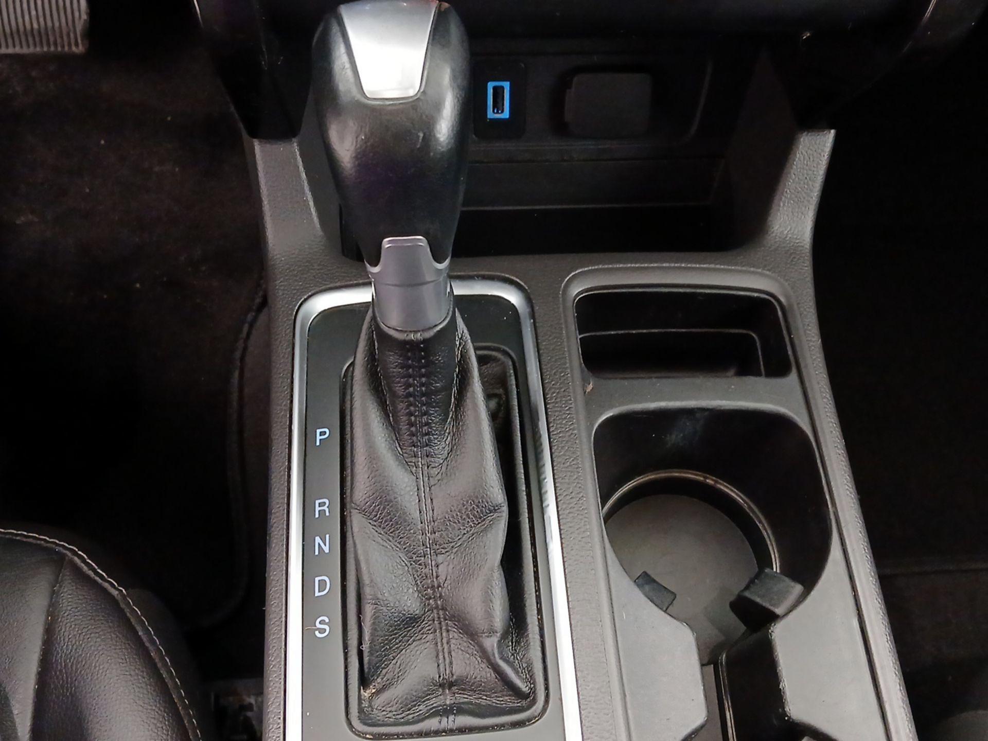 Thumbnail: 2017 Ford Escape - 17