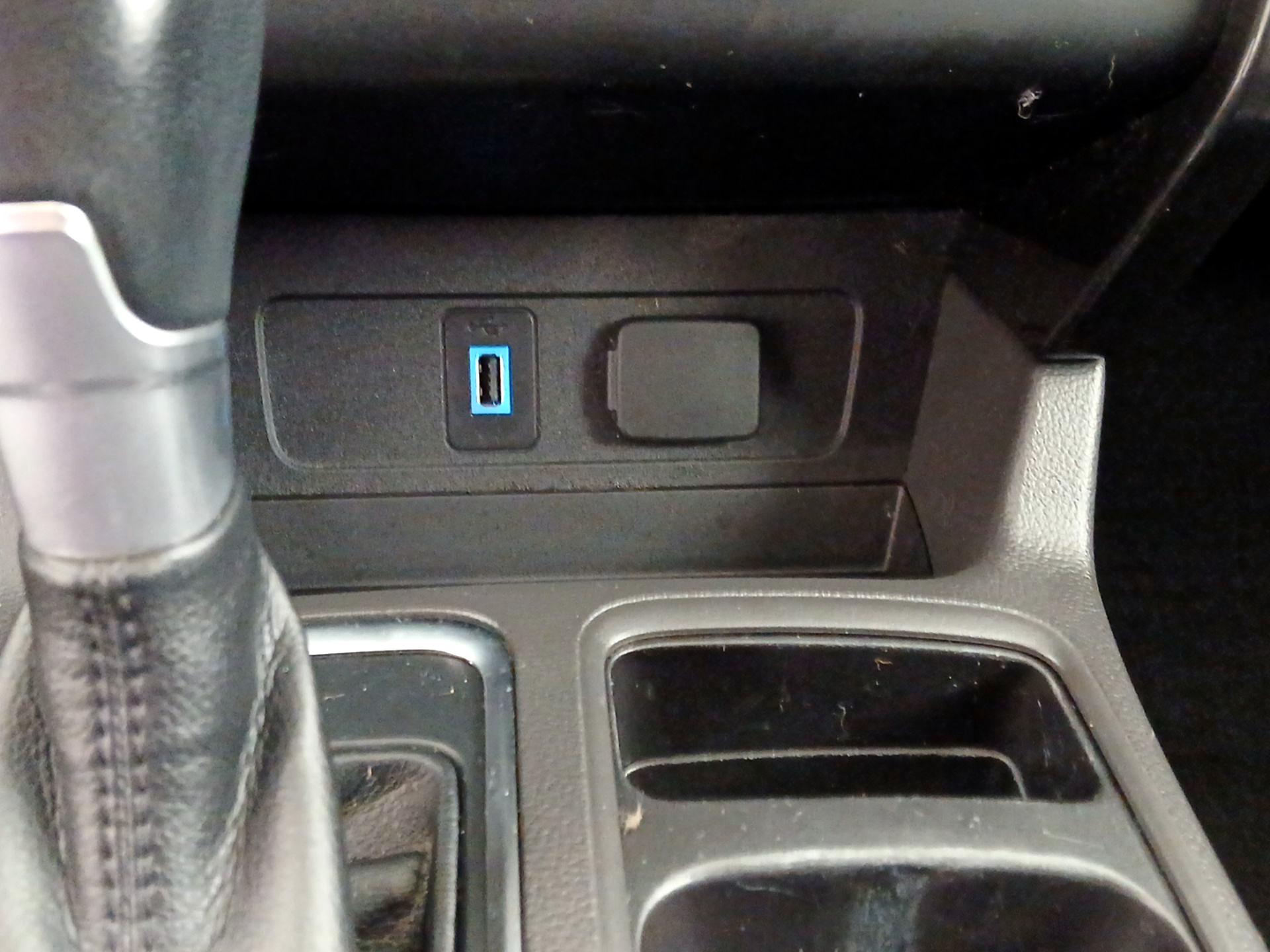 Thumbnail: 2017 Ford Escape - 18