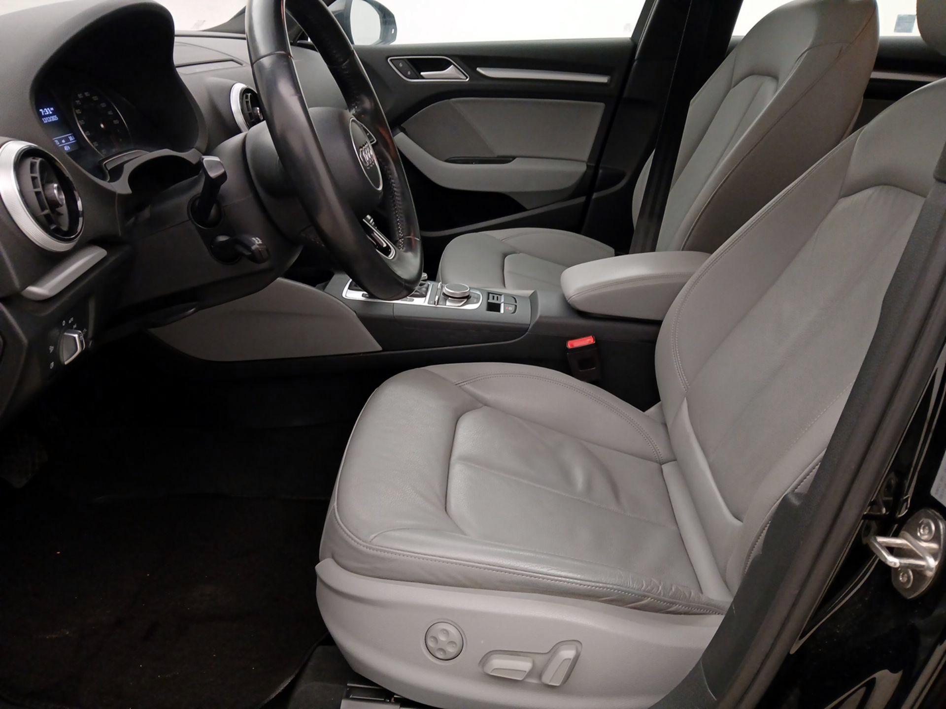 Thumbnail: 2017 Audi A3 - 11