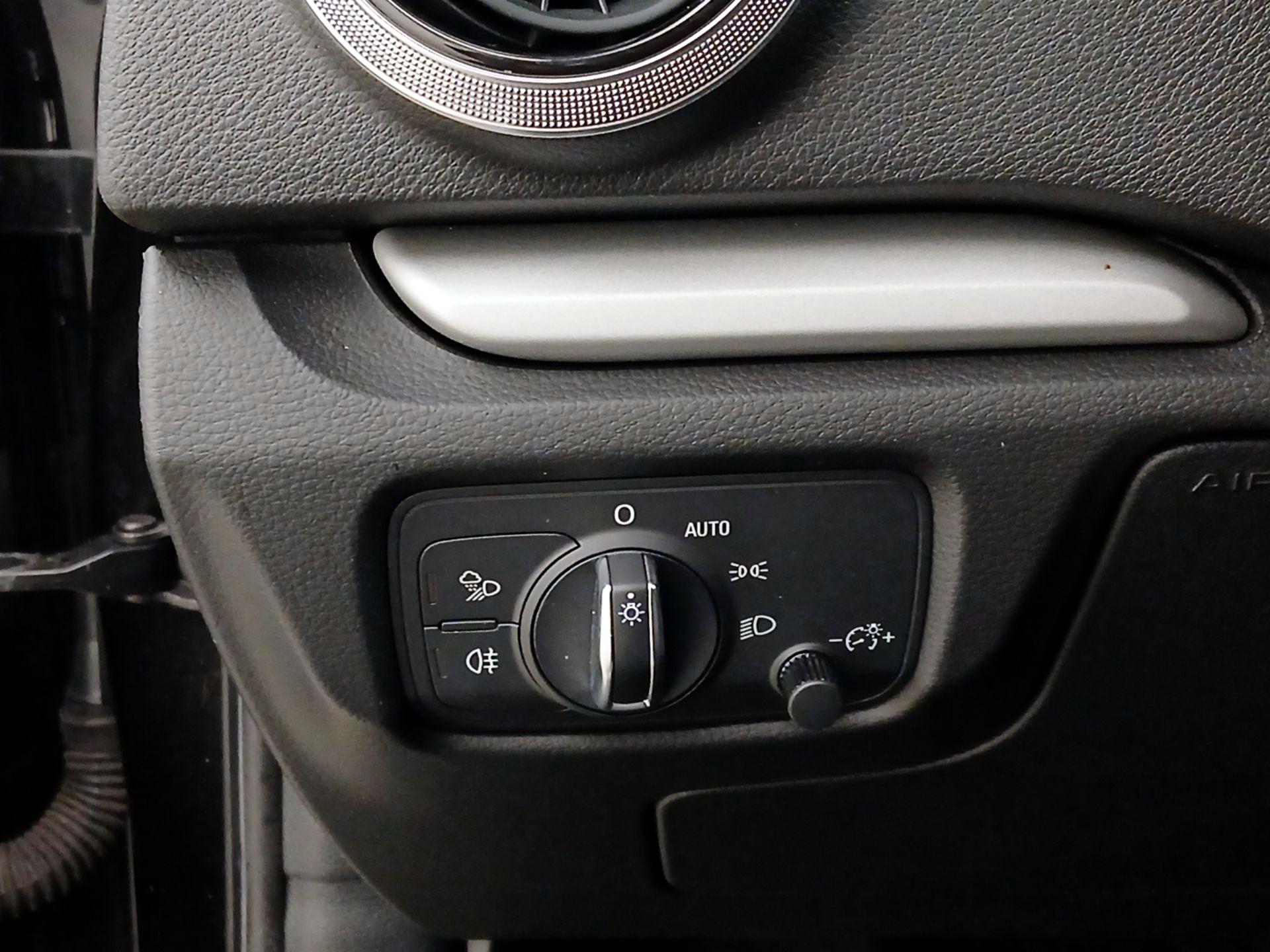 Thumbnail: 2017 Audi A3 - 13