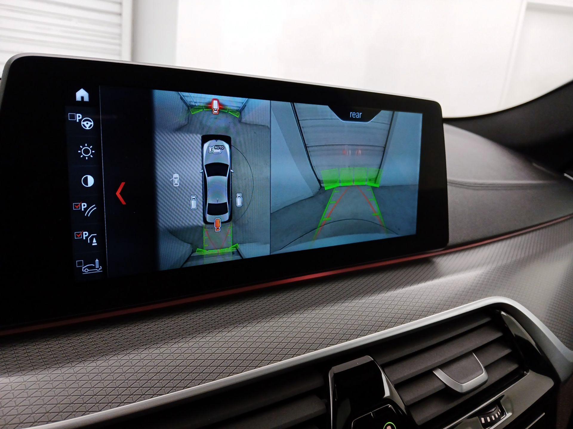 Thumbnail: 2018 BMW 5 Series - 15