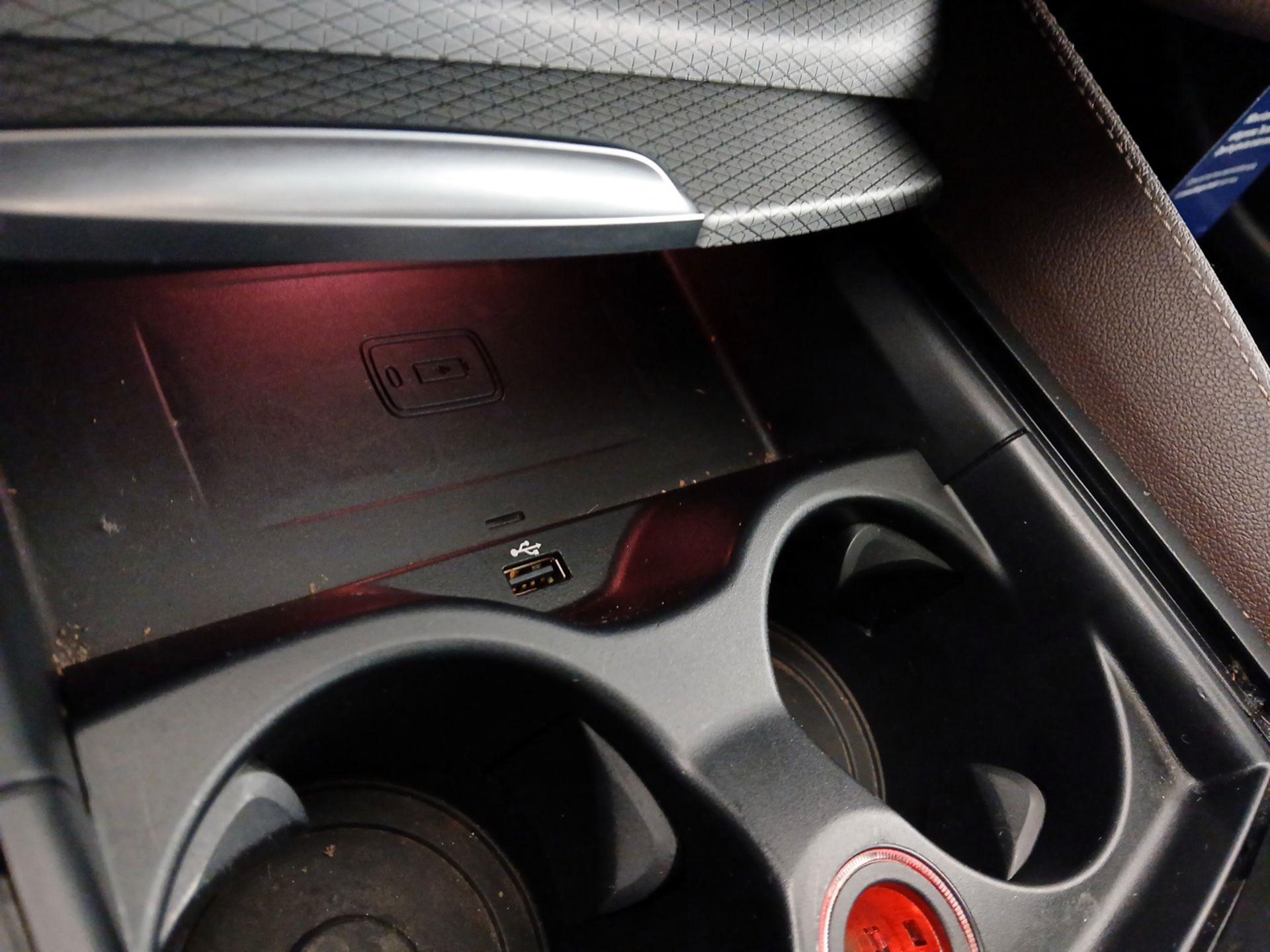 Thumbnail: 2018 BMW 5 Series - 19