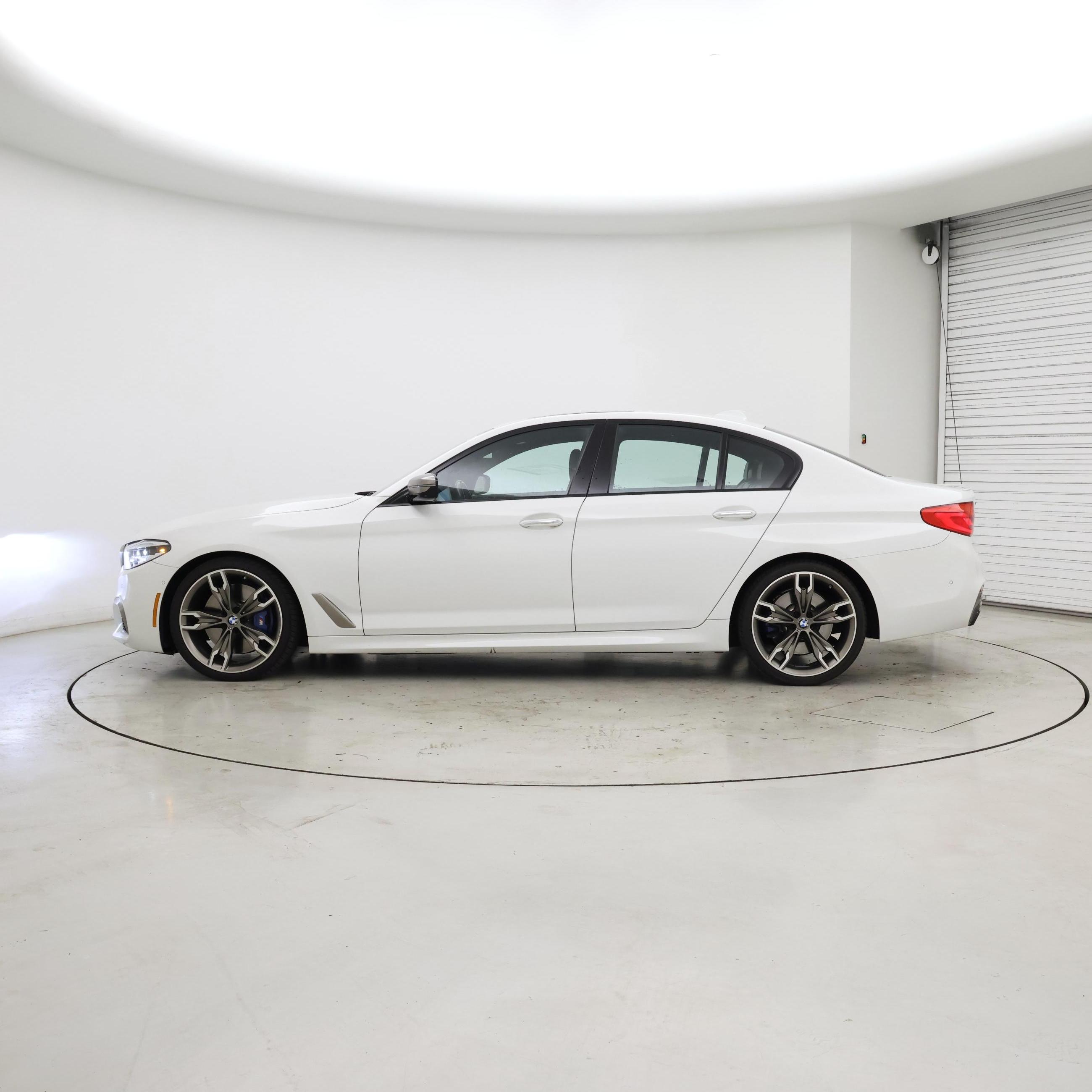 Thumbnail: 2018 BMW 5 Series - 3