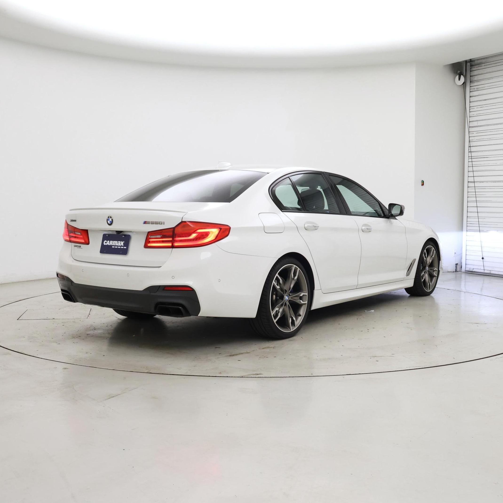 Thumbnail: 2018 BMW 5 Series - 8