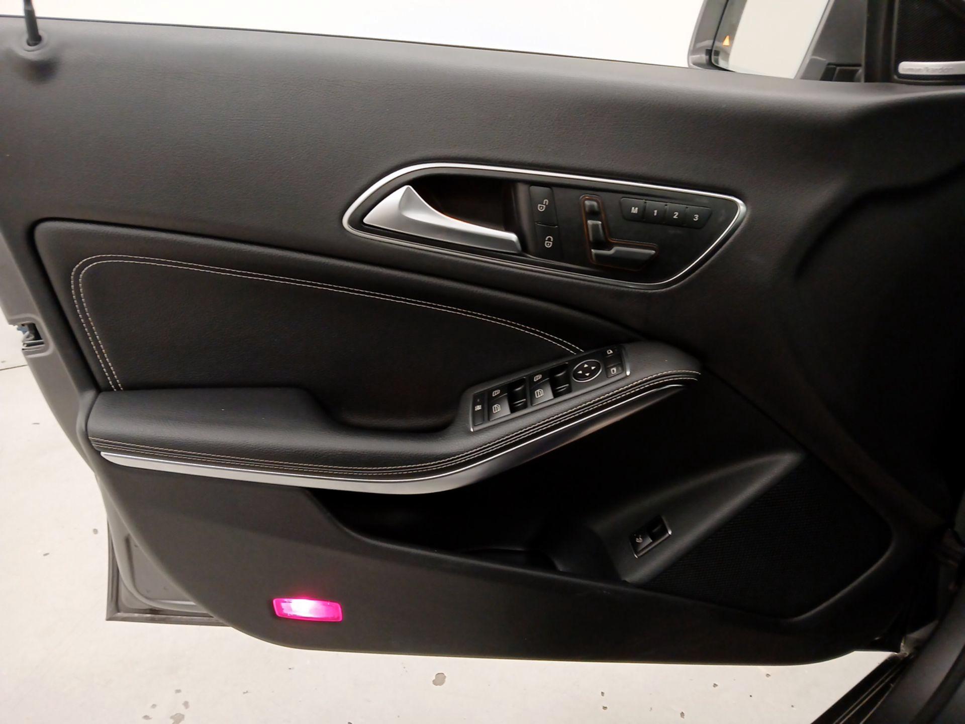 Thumbnail: 2015 Mercedes-Benz CLA - 12