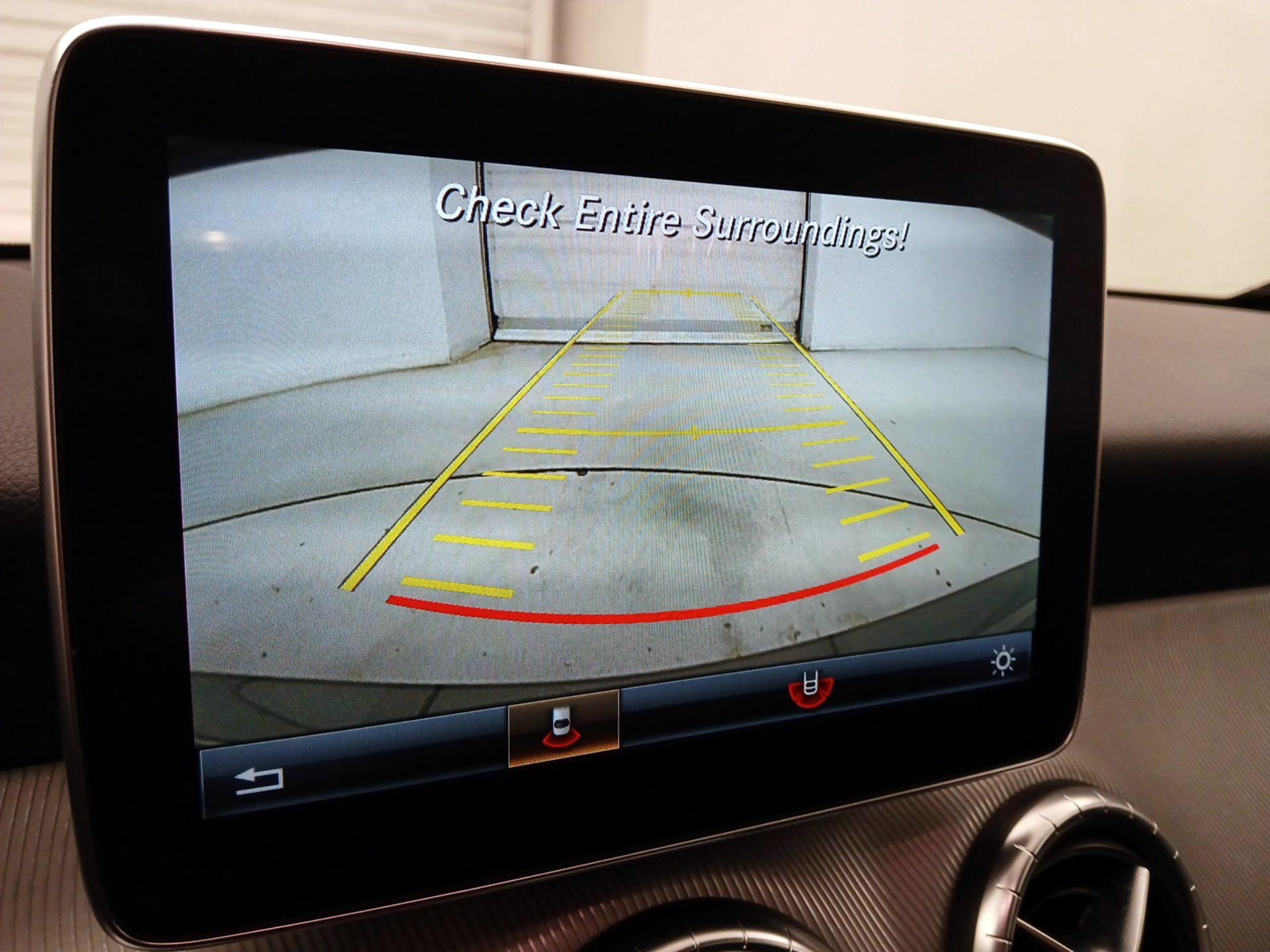 Thumbnail: 2015 Mercedes-Benz CLA - 15