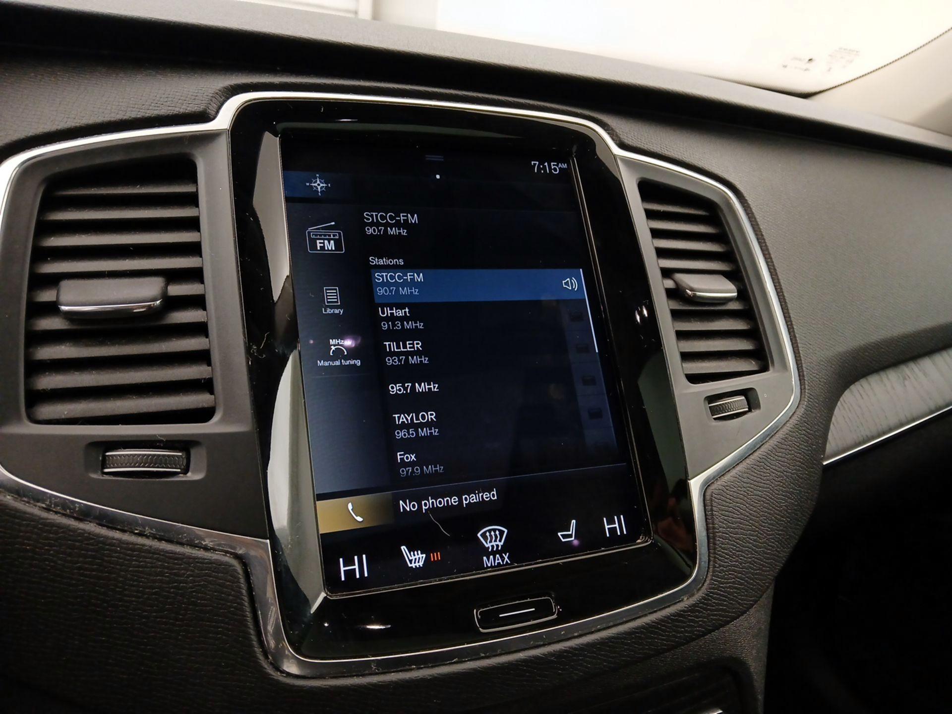 Thumbnail: 2020 Volvo XC90 - 16