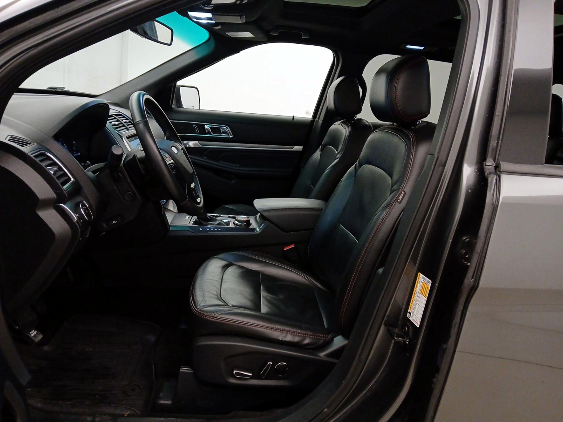 Thumbnail: 2017 Ford Explorer - 11