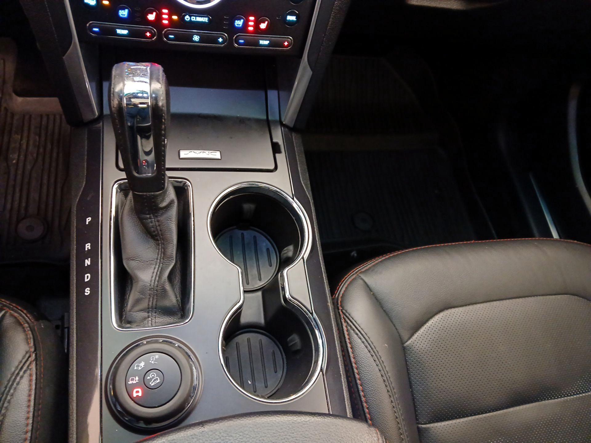 Thumbnail: 2017 Ford Explorer - 18