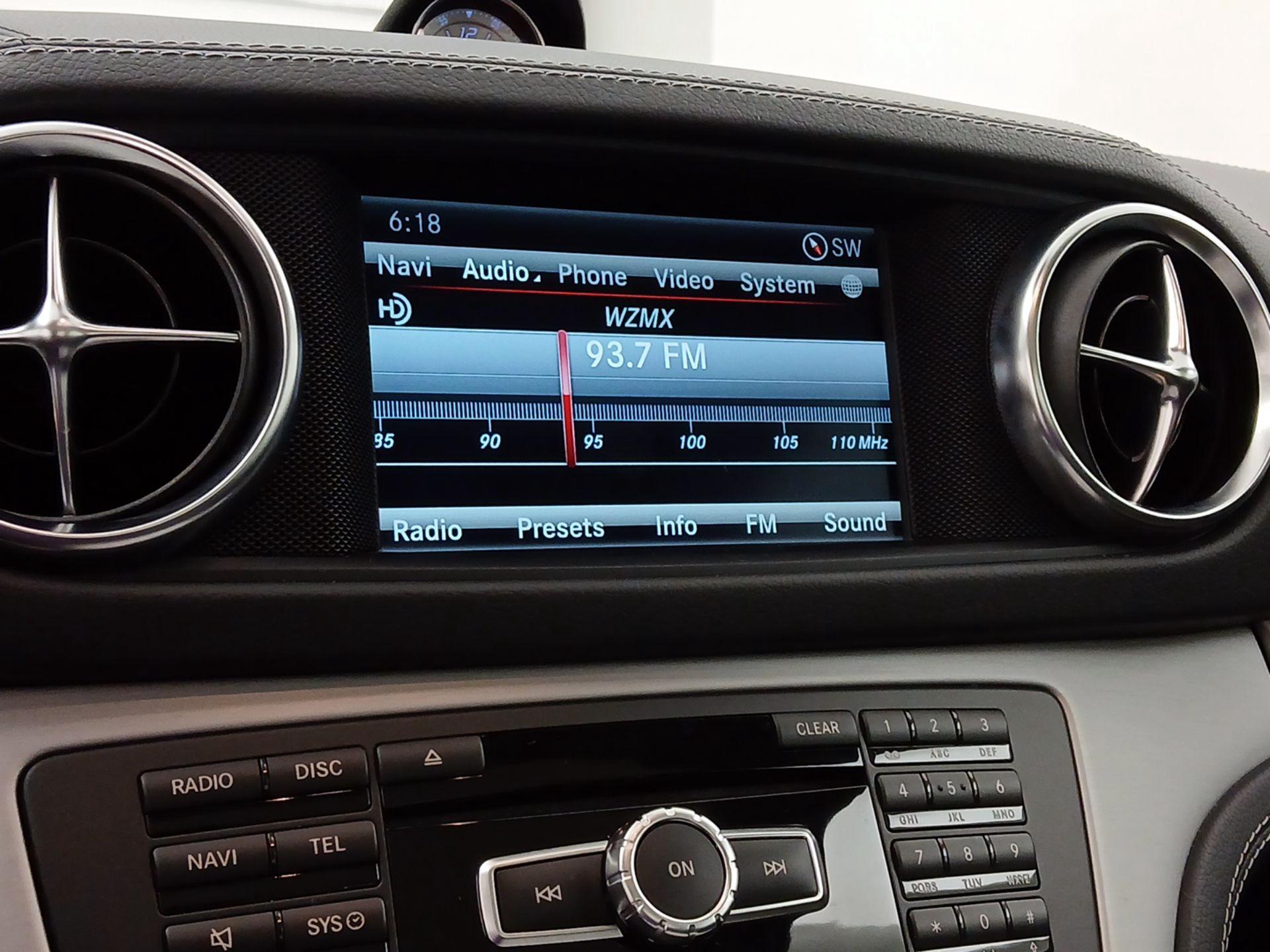 Thumbnail: 2016 Mercedes-Benz SL-Class - 16