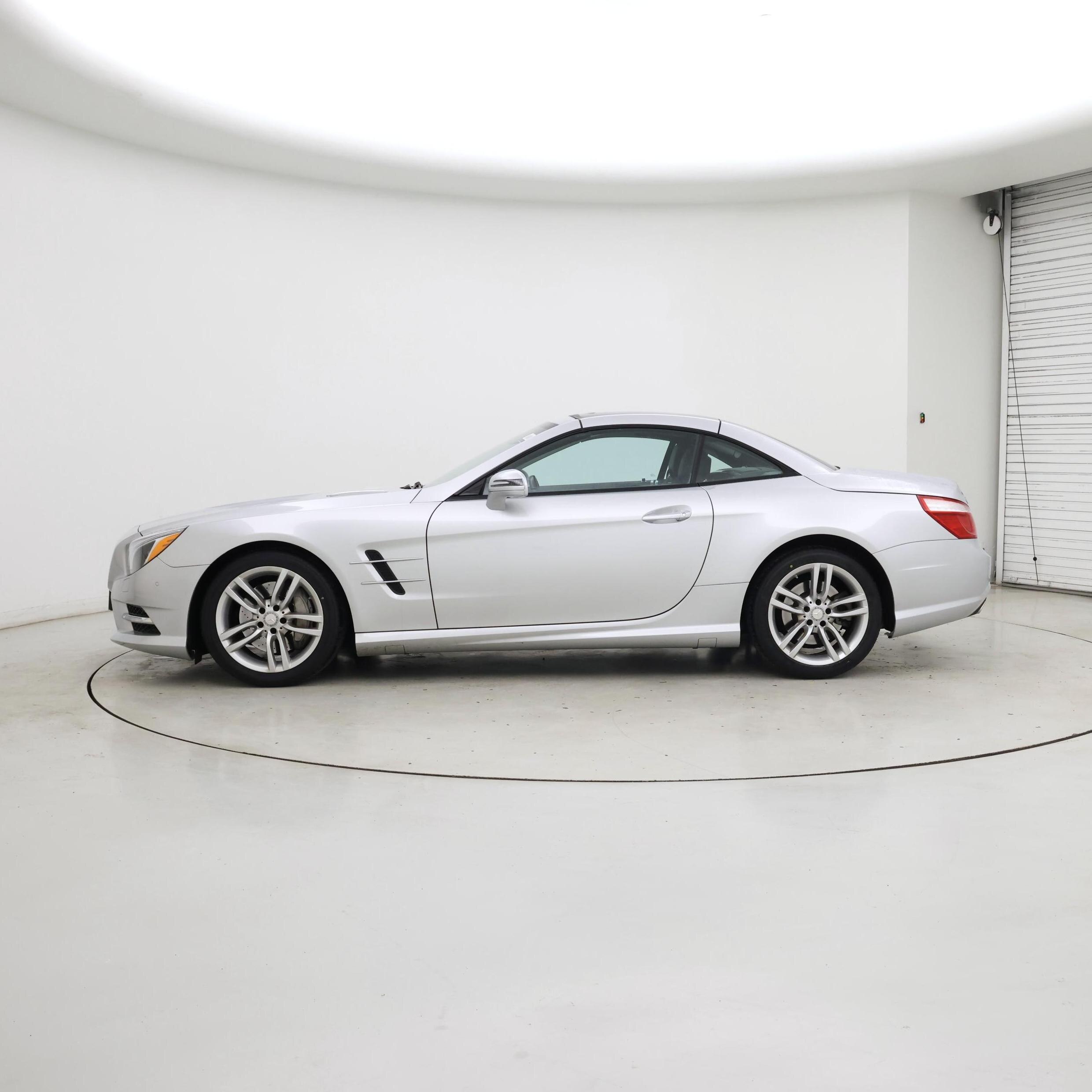 Thumbnail: 2016 Mercedes-Benz SL-Class - 3