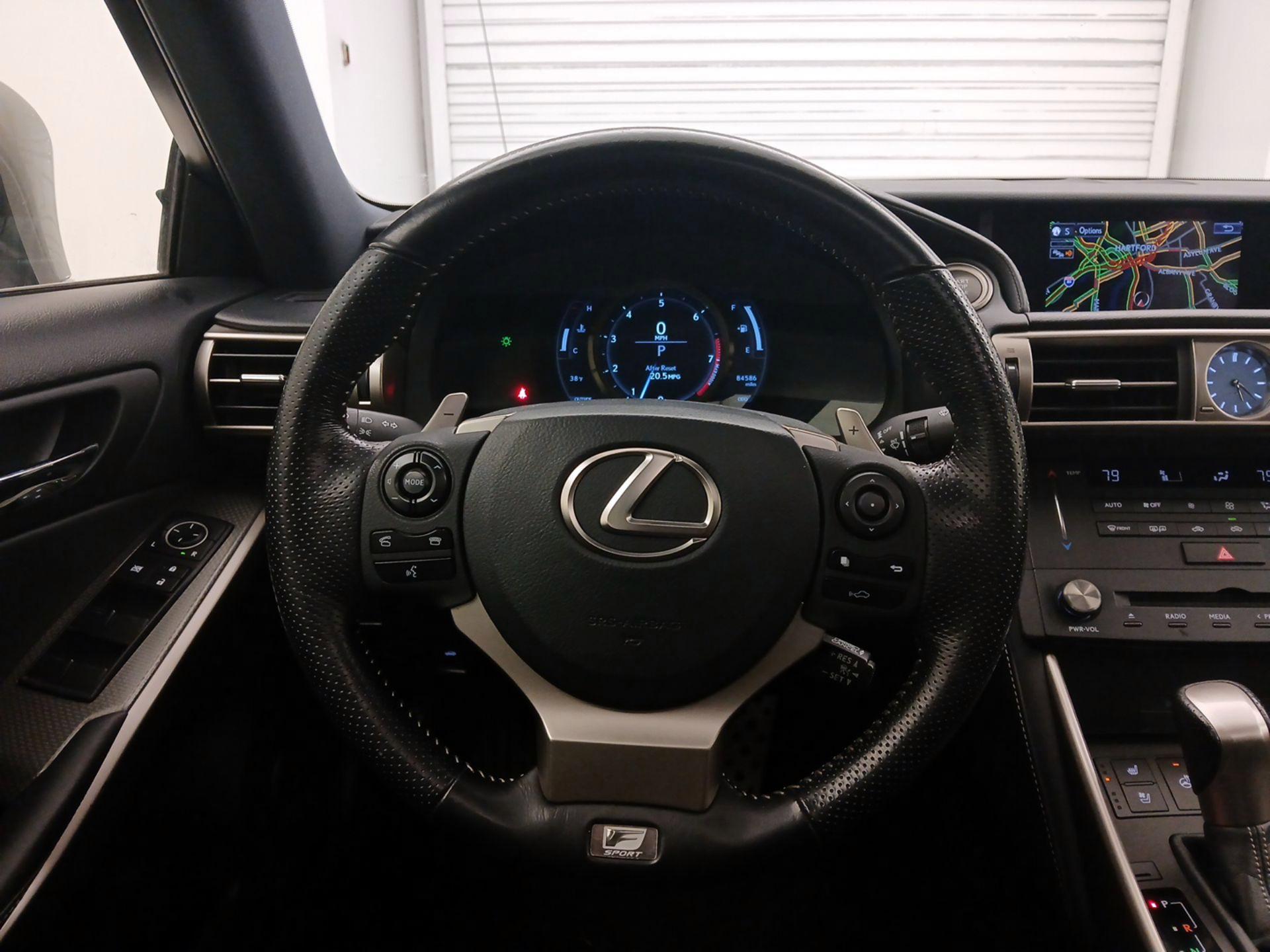 Thumbnail: 2016 Lexus IS - 10