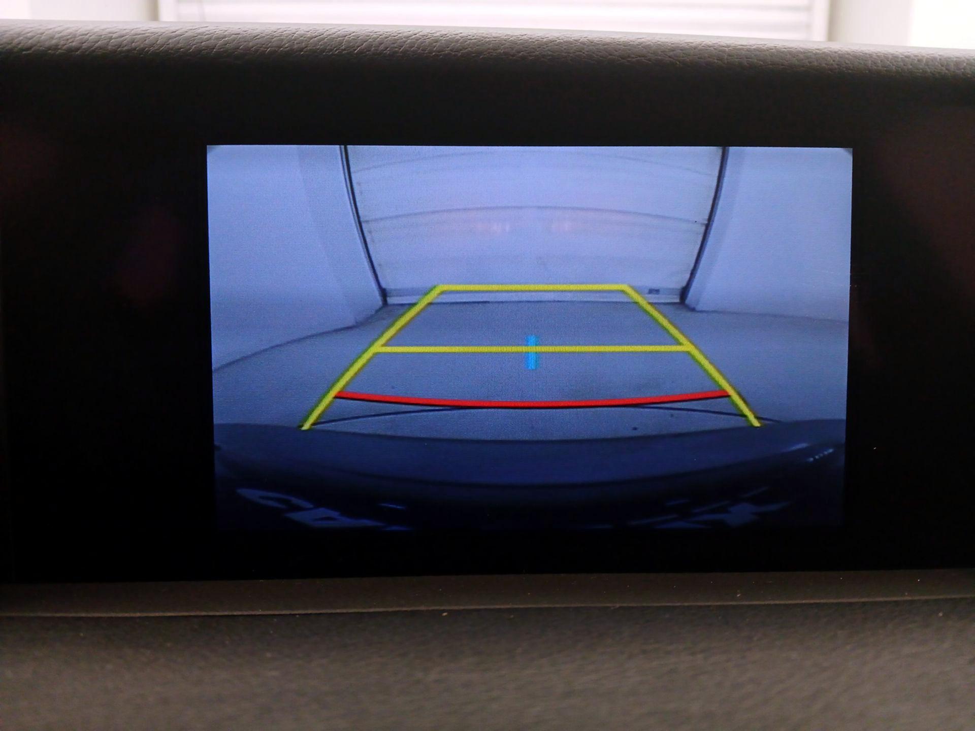 Thumbnail: 2016 Lexus IS - 15