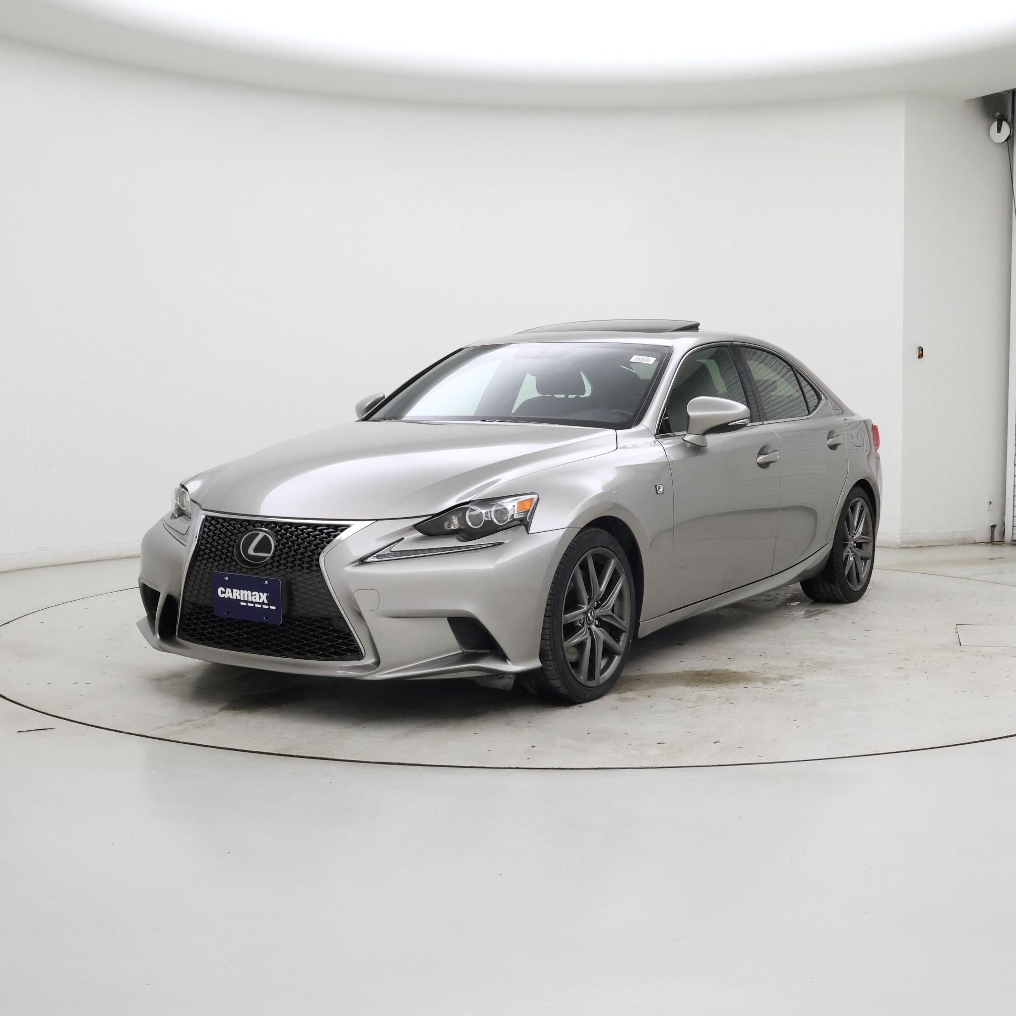 Thumbnail: 2016 Lexus IS - 4