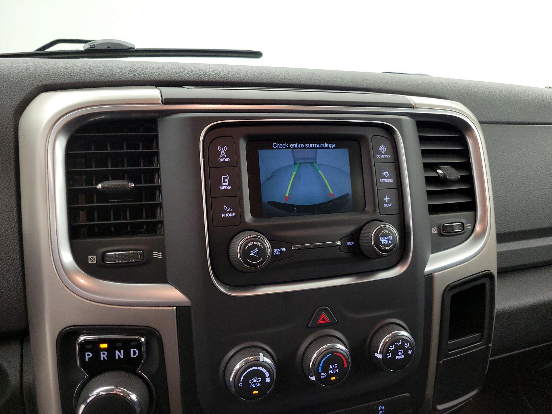 Thumbnail: 2019 RAM 1500 Classic - 14
