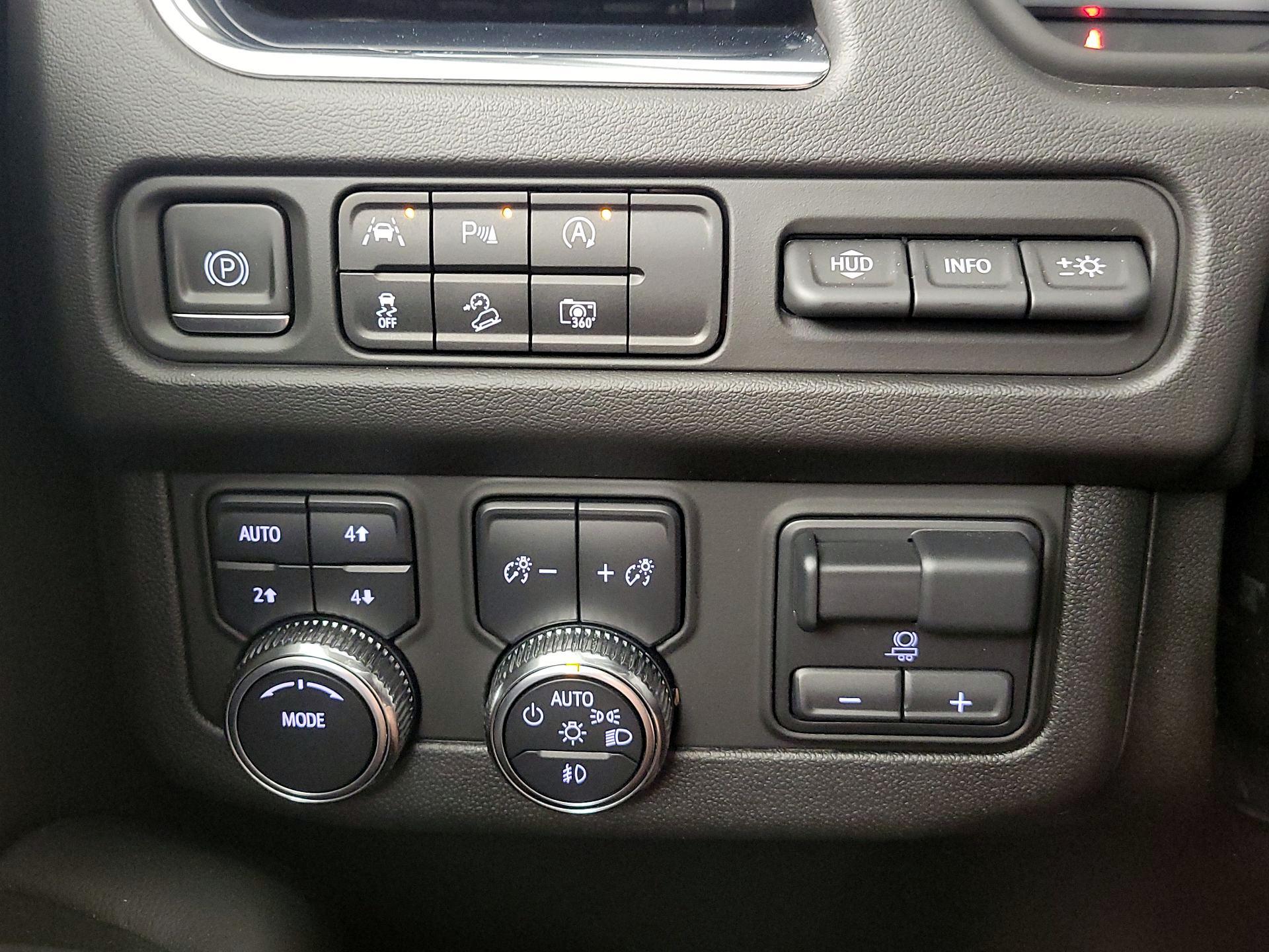 Thumbnail: 2023 GMC Yukon - 13