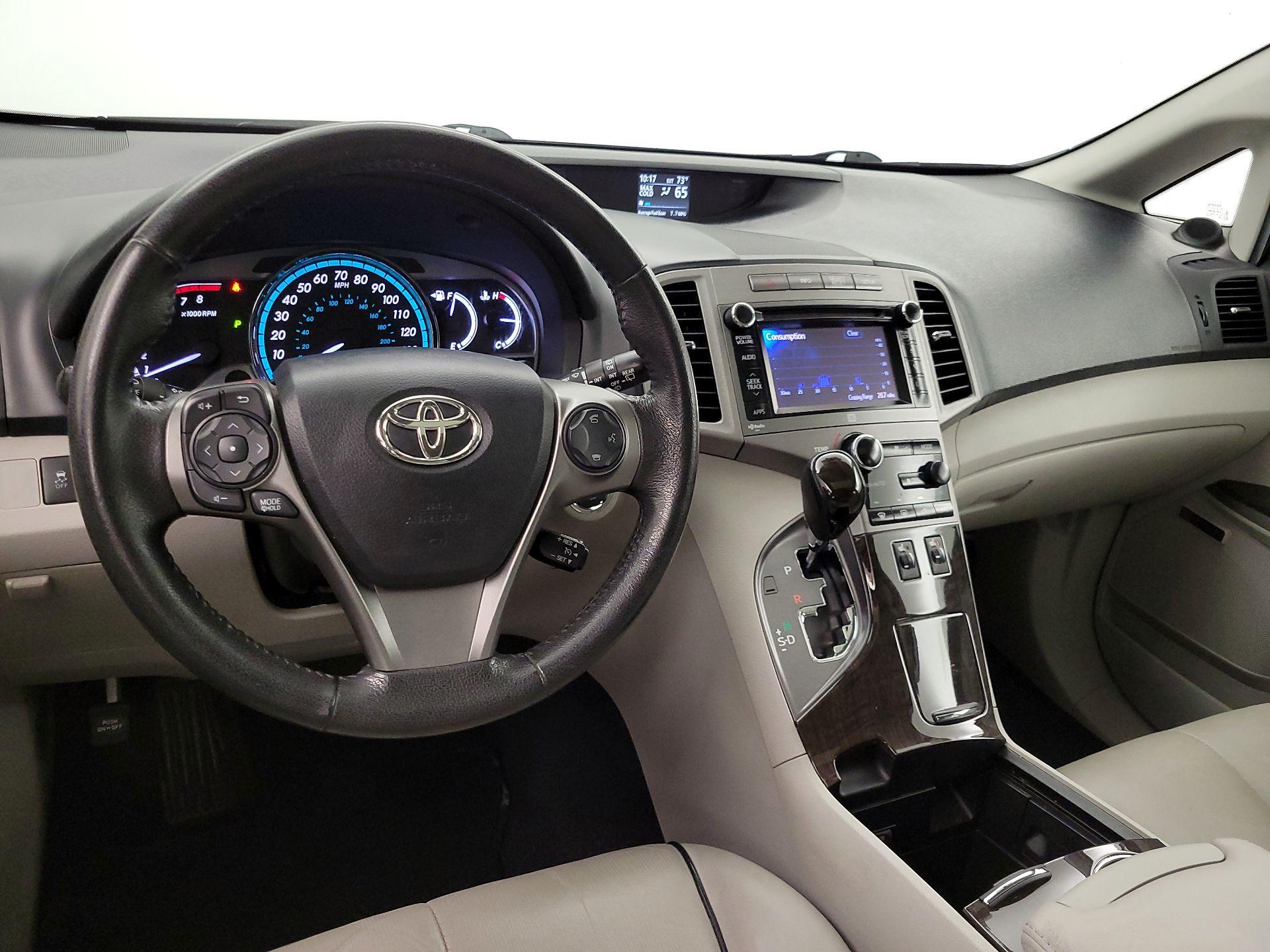 Thumbnail: 2013 Toyota Venza - 9